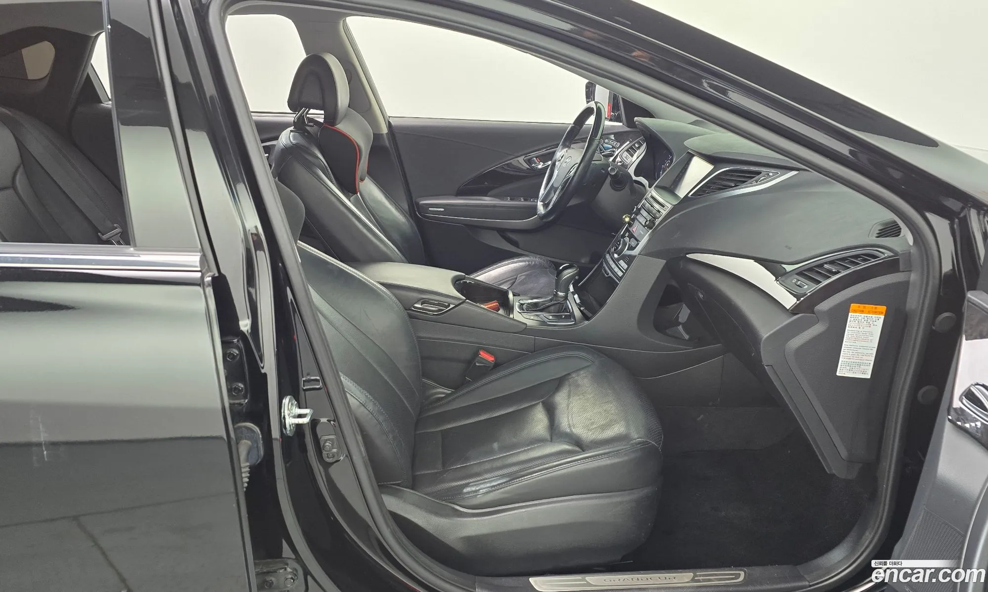 Hyundai Grandeur HG Hybrid 2015 — 15