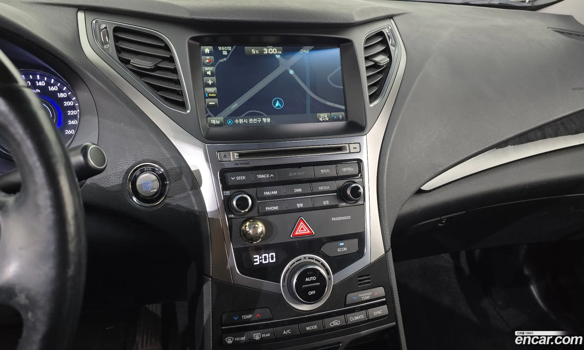 Hyundai Grandeur HG Hybrid 2015 — 12