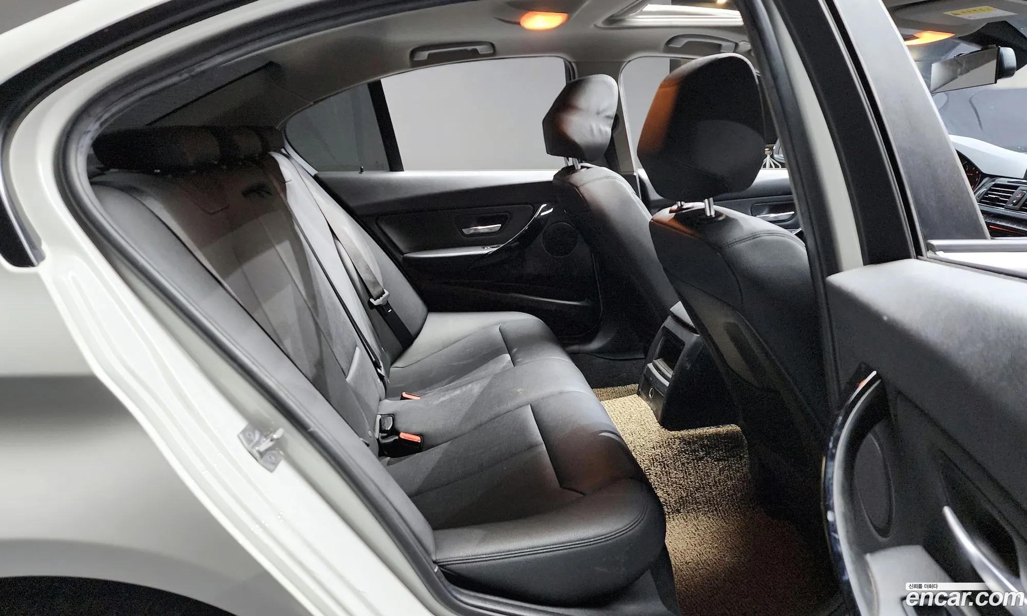 BMW 3 Series 2015 WBA8D1108GK413663 — 16