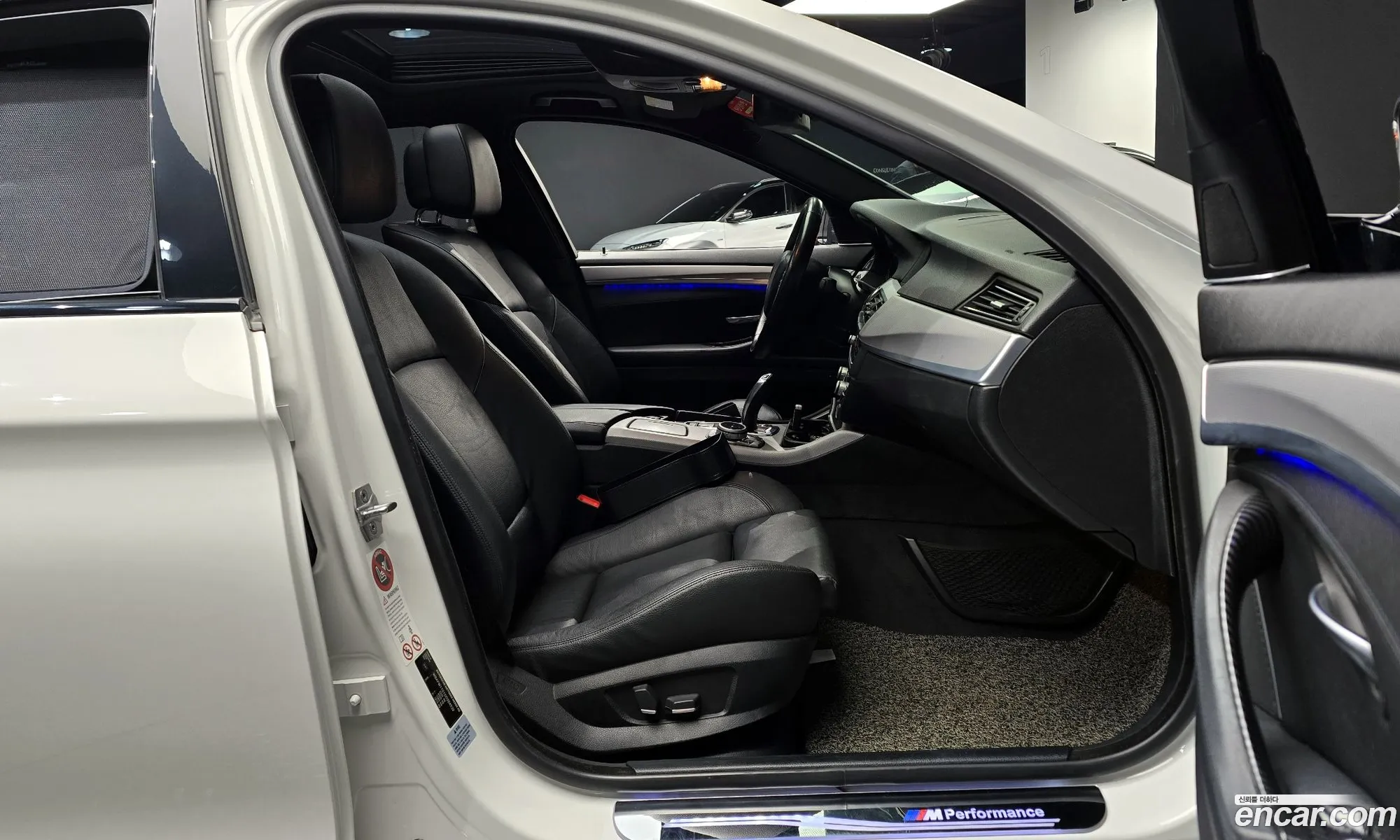 BMW 5 Series 2013 WBAFW1101DD264532 — 9