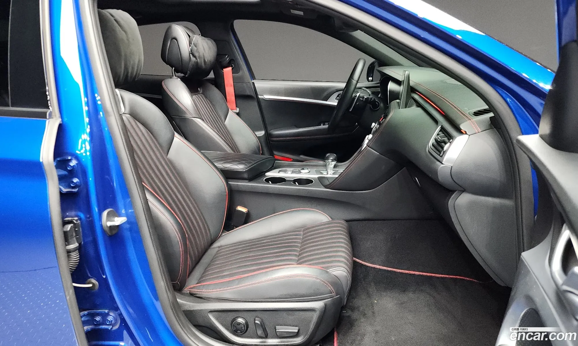 Genesis G70 2018 — 18