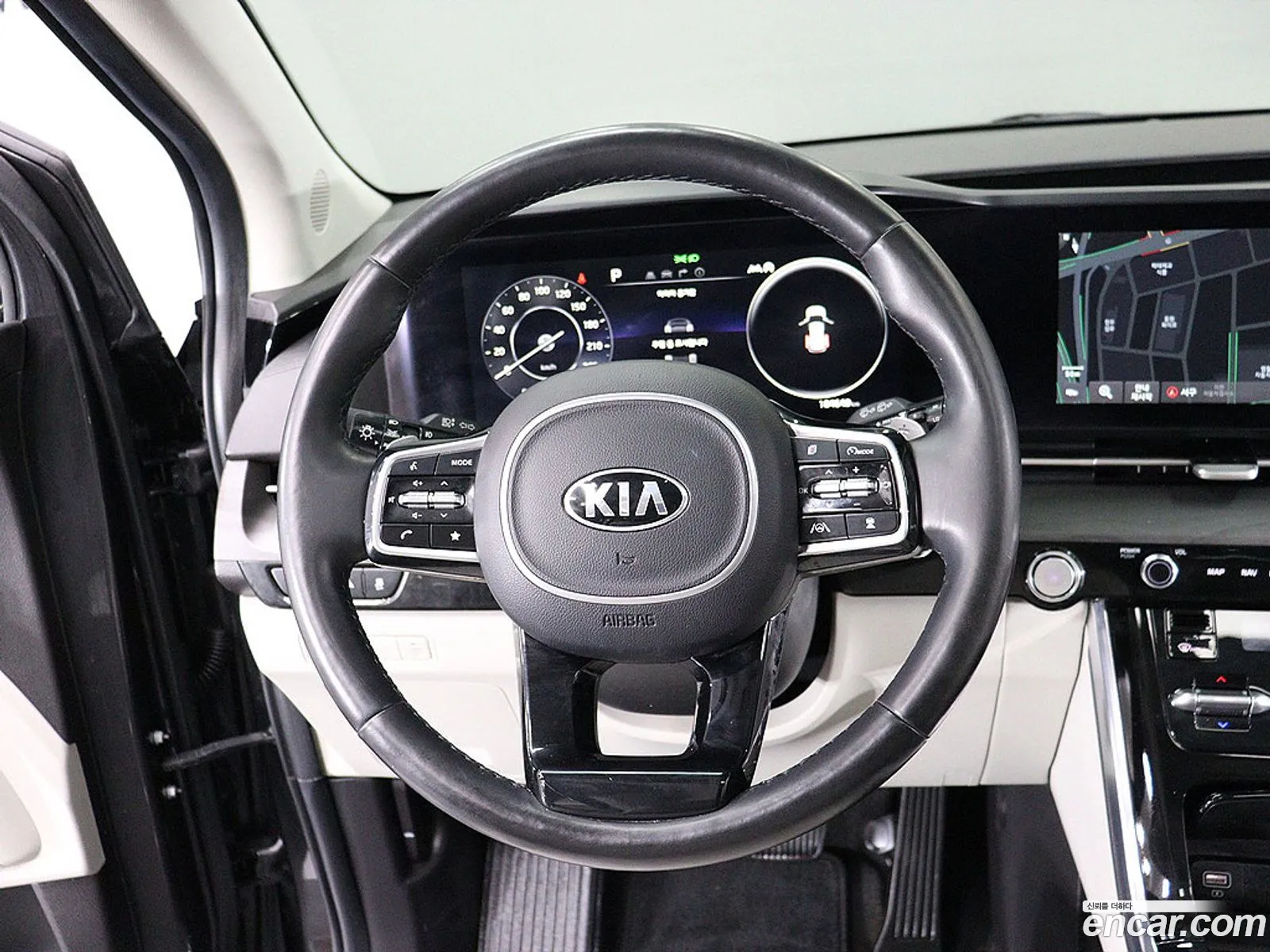 Kia Carnival 2021 — 13