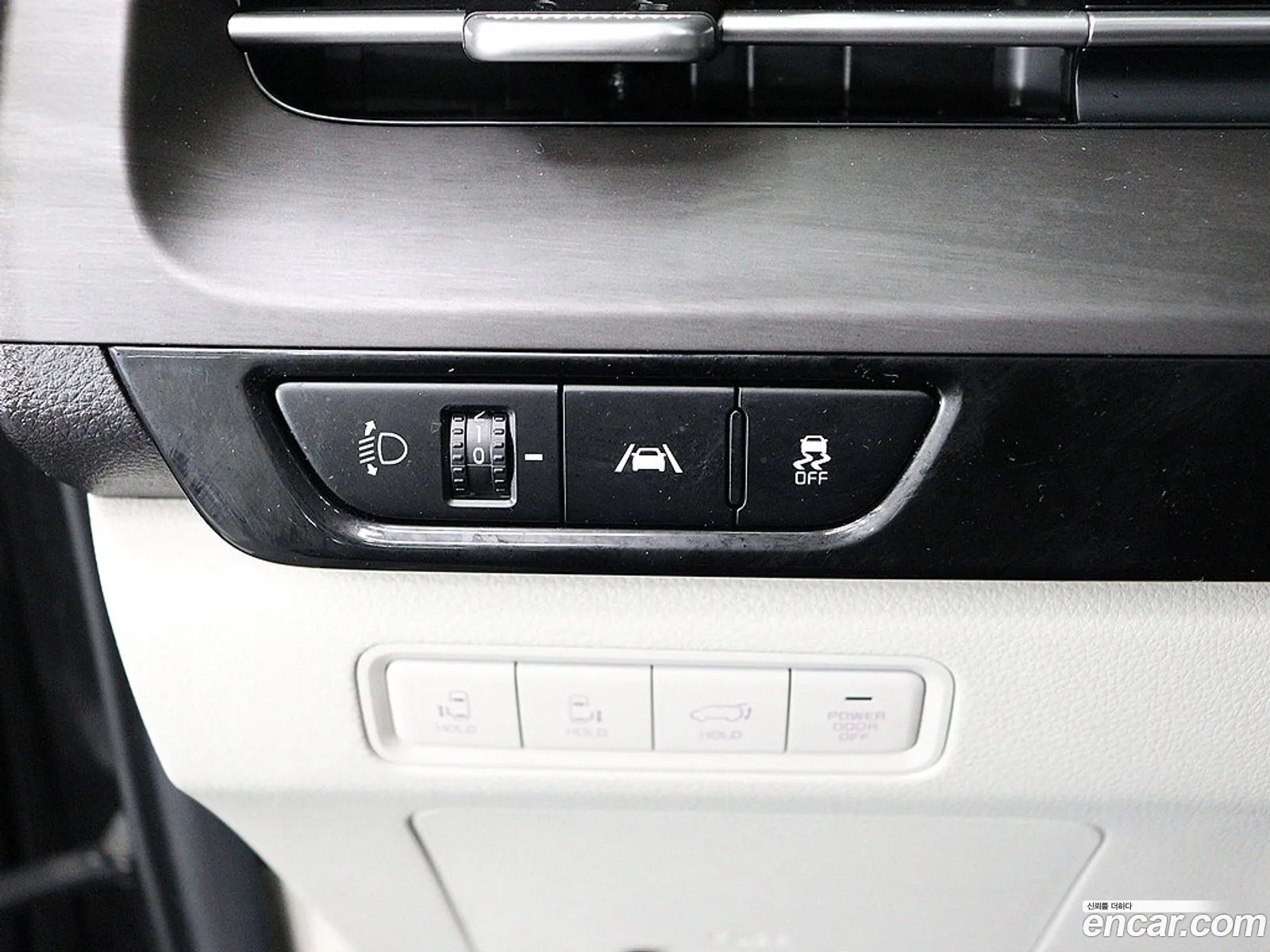 Kia Carnival 2021 — 3
