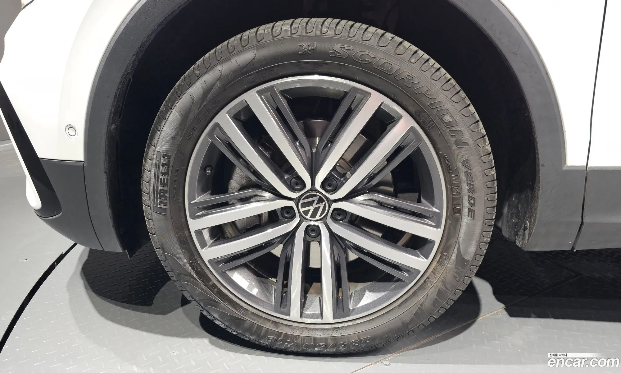 Volkswagen Tiguan Allspace 2023 — 8