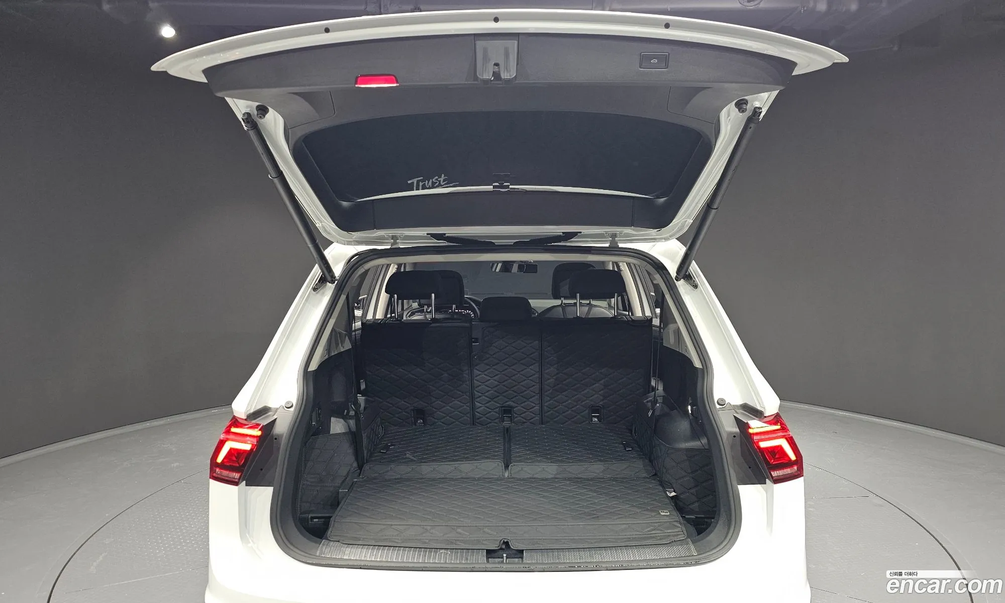 Volkswagen Tiguan Allspace 2023 — 15