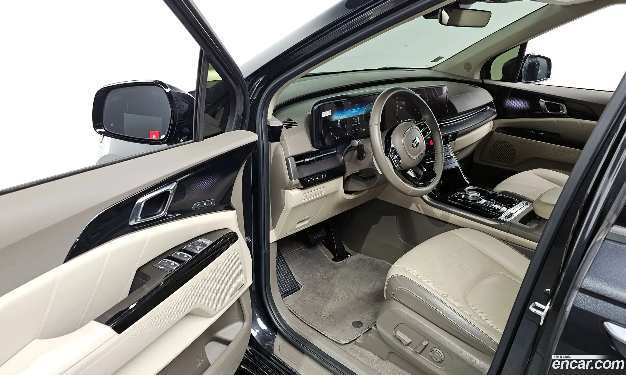 Kia Carnival 2021 KNANE813BMS119360 — 10