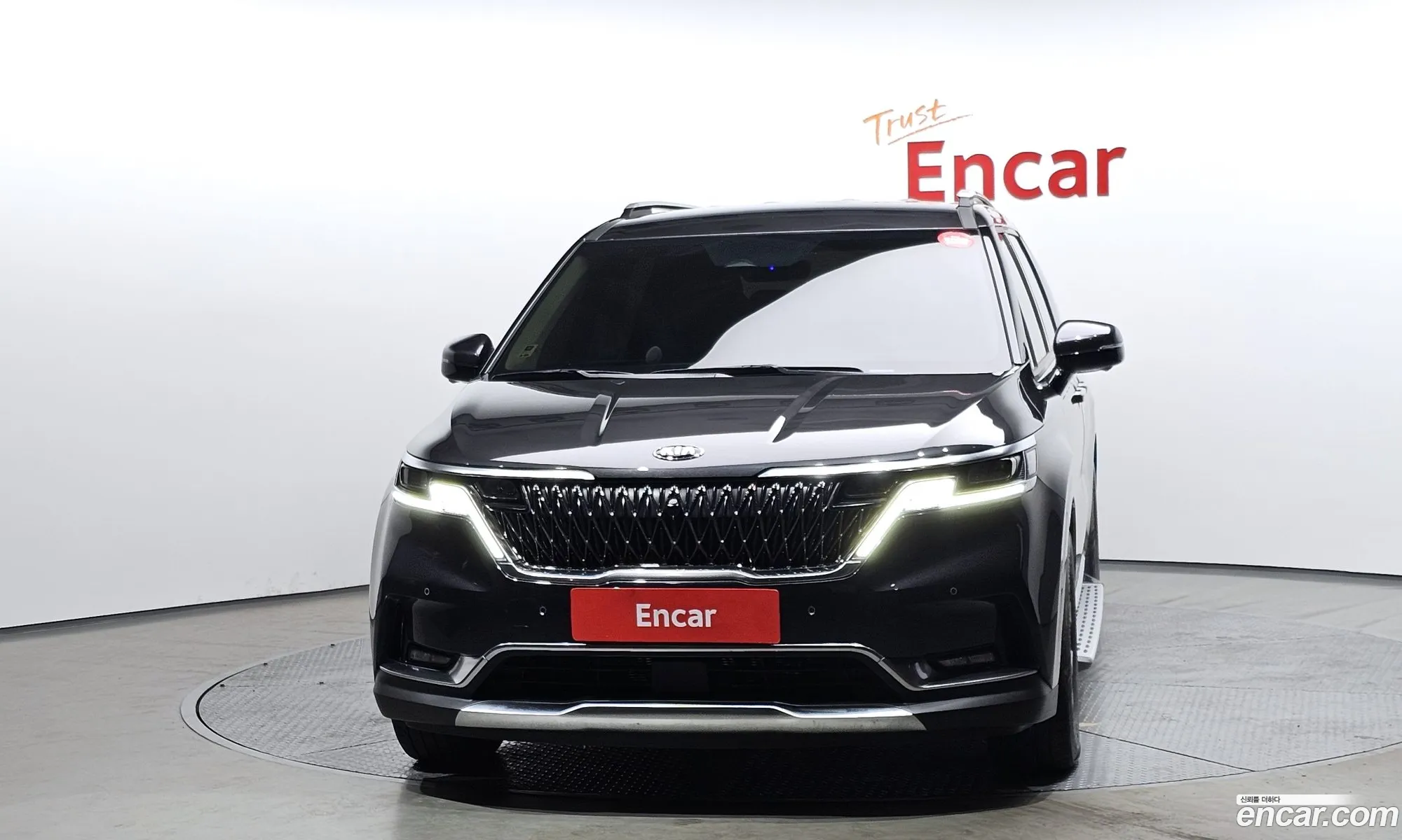 Kia Carnival 2021 KNANE813BMS119360 — 2