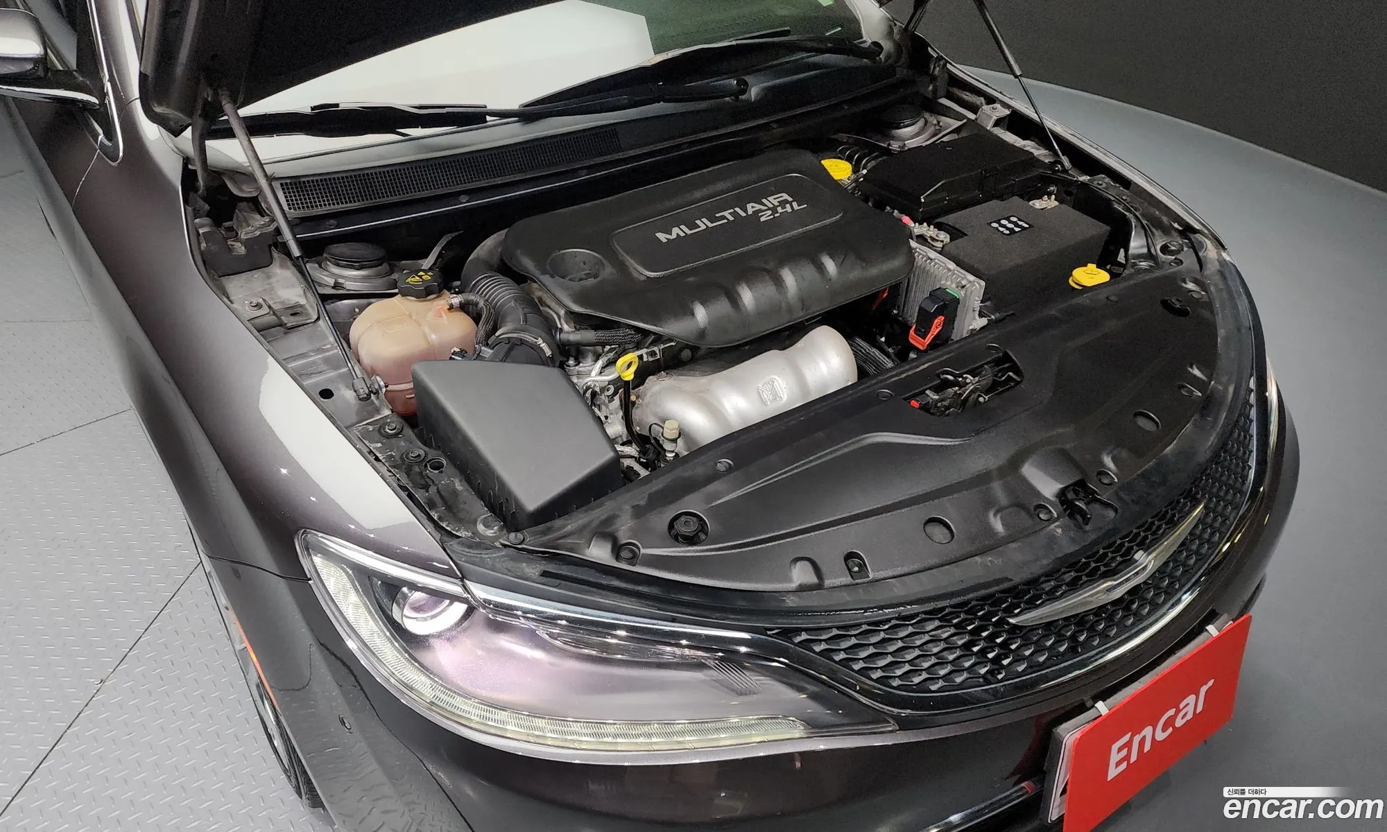 Chrysler 200 2015 1C3CCCCBXFN689239 — 19
