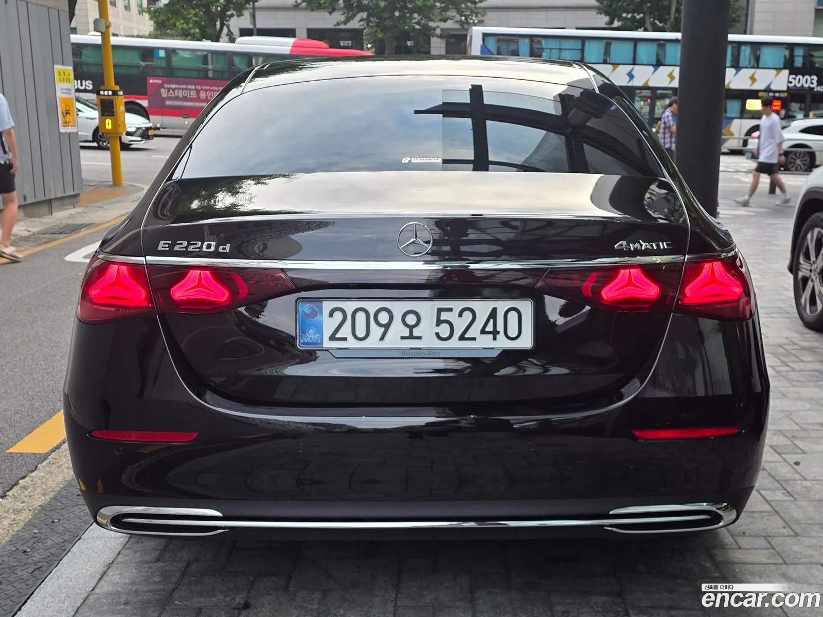 Mercedes-Benz E-Class W214 2025 — 9