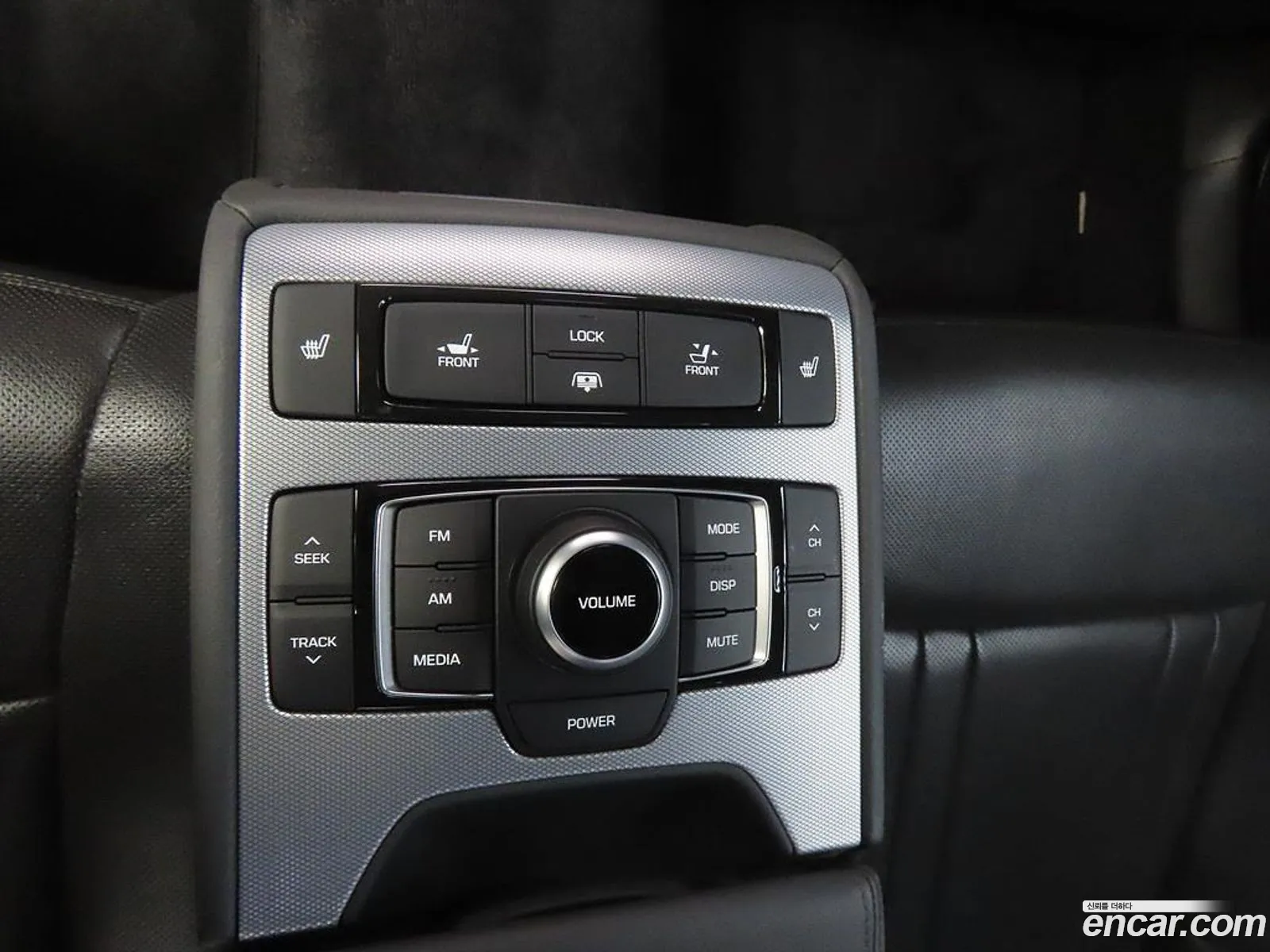 Genesis G80 2018 — 12