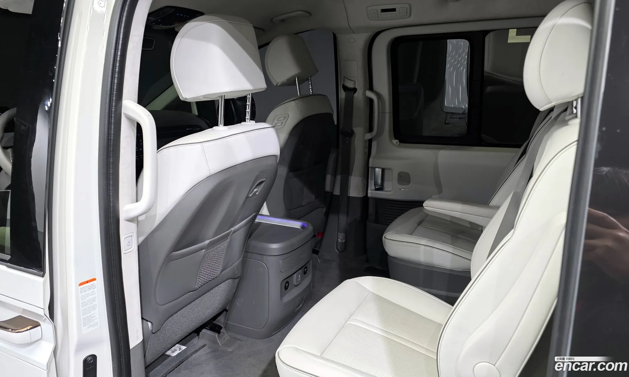 Hyundai Staria 2021 — 12