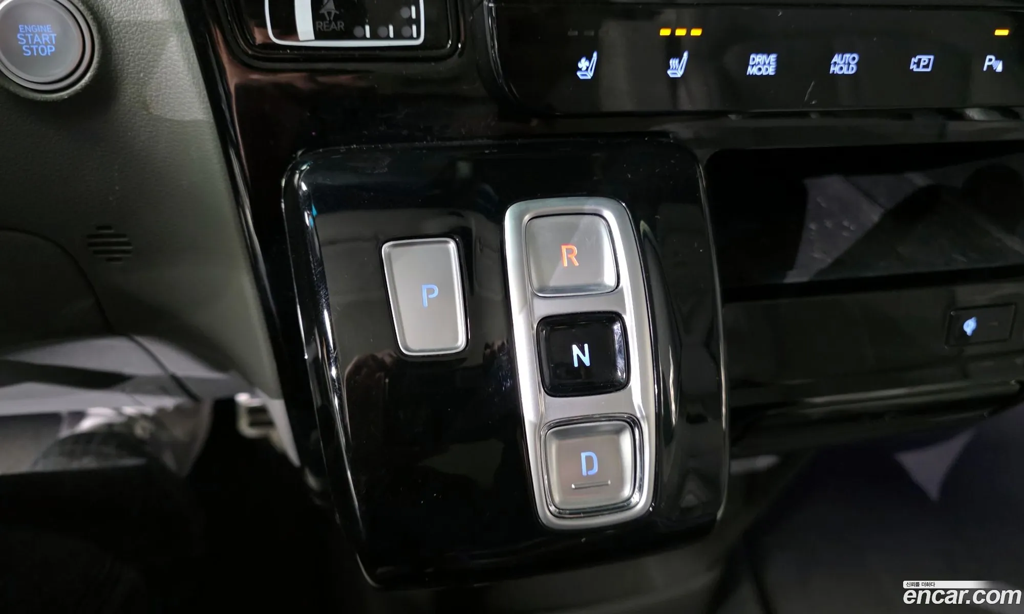 Hyundai Staria 2021 — 16