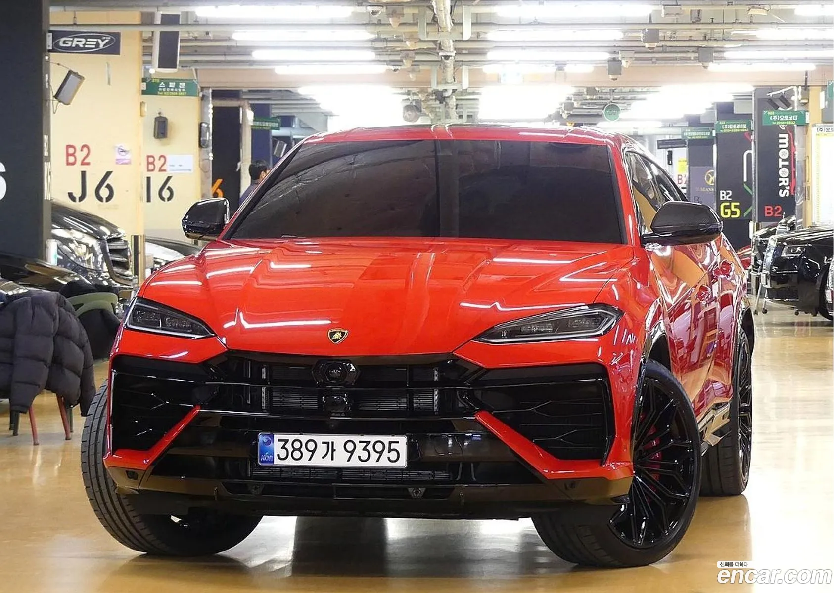 Lamborghini Urus 2025 — 12