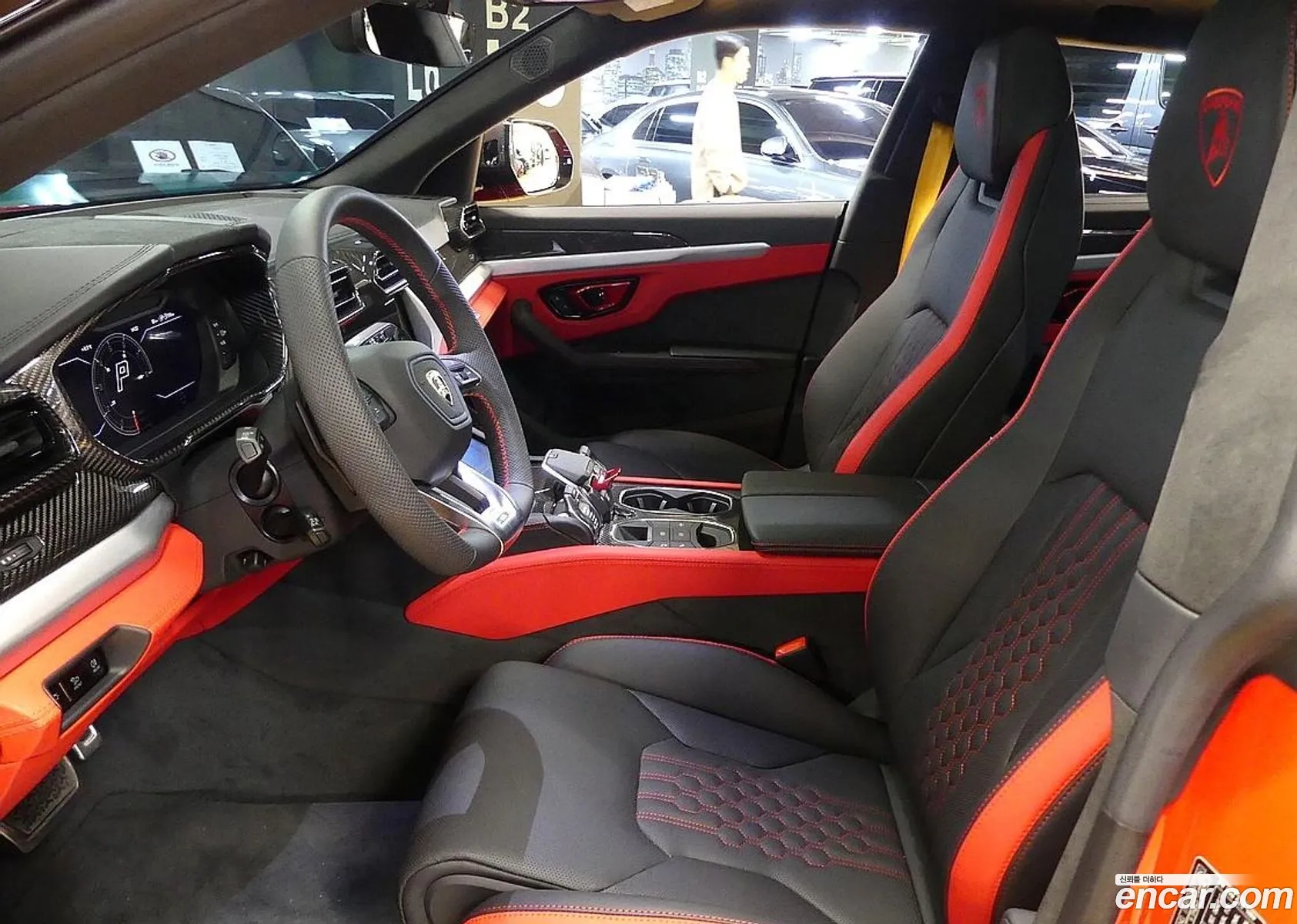 Lamborghini Urus 2025 — 2