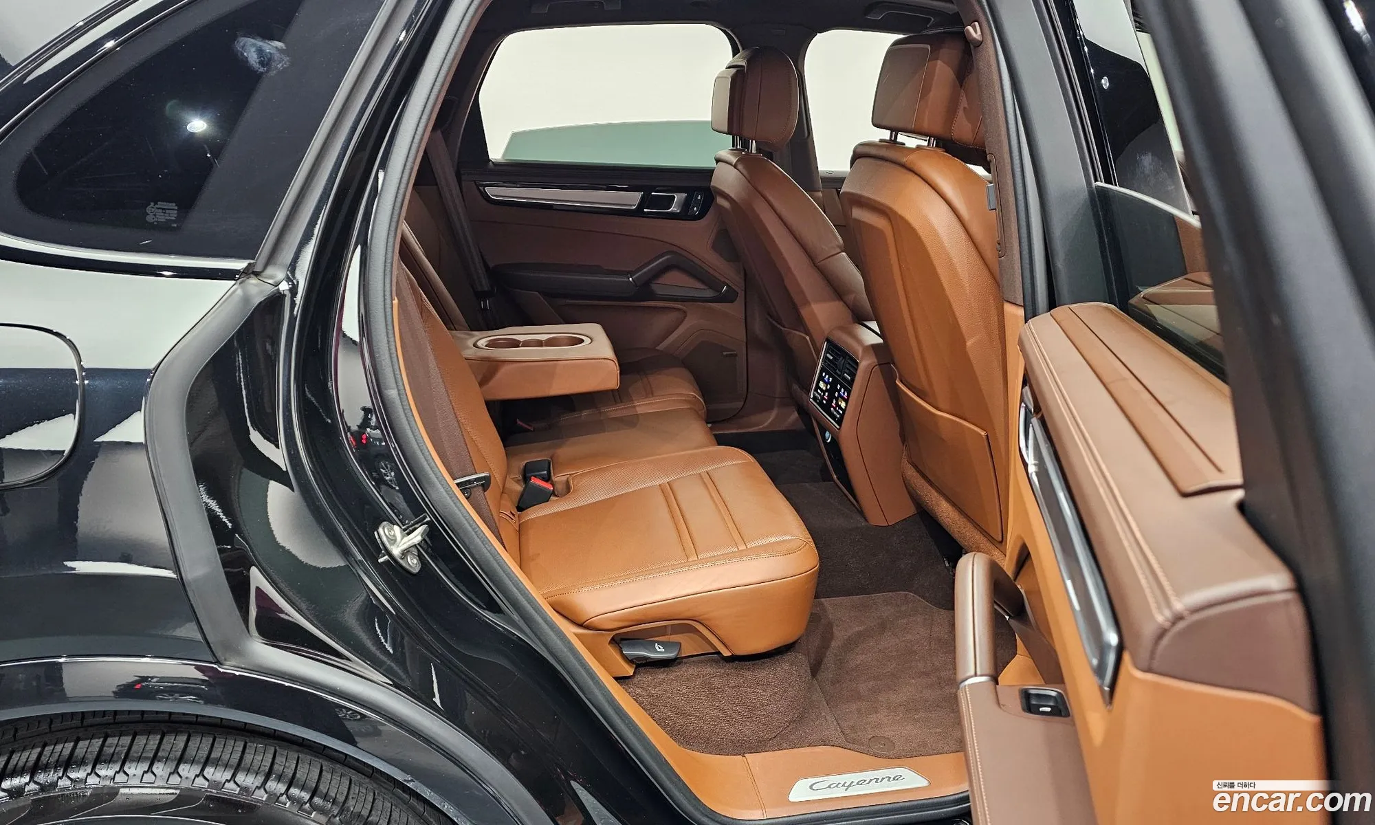 Porsche Cayenne 2022 — 19