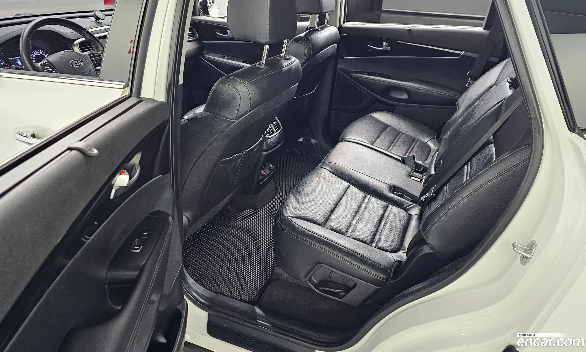 Kia Sorento 2018 — 8