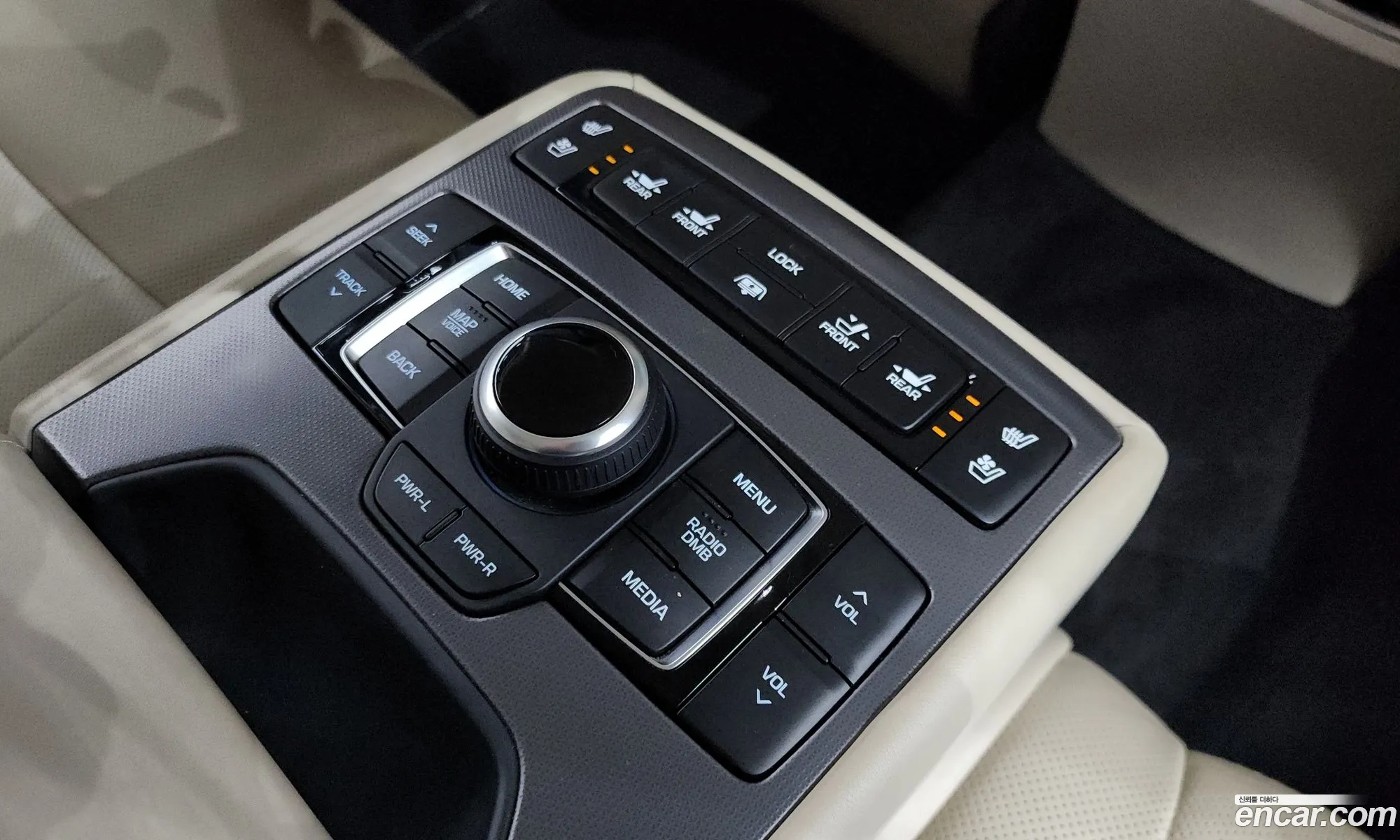 Hyundai Genesis DH 2015 — 11