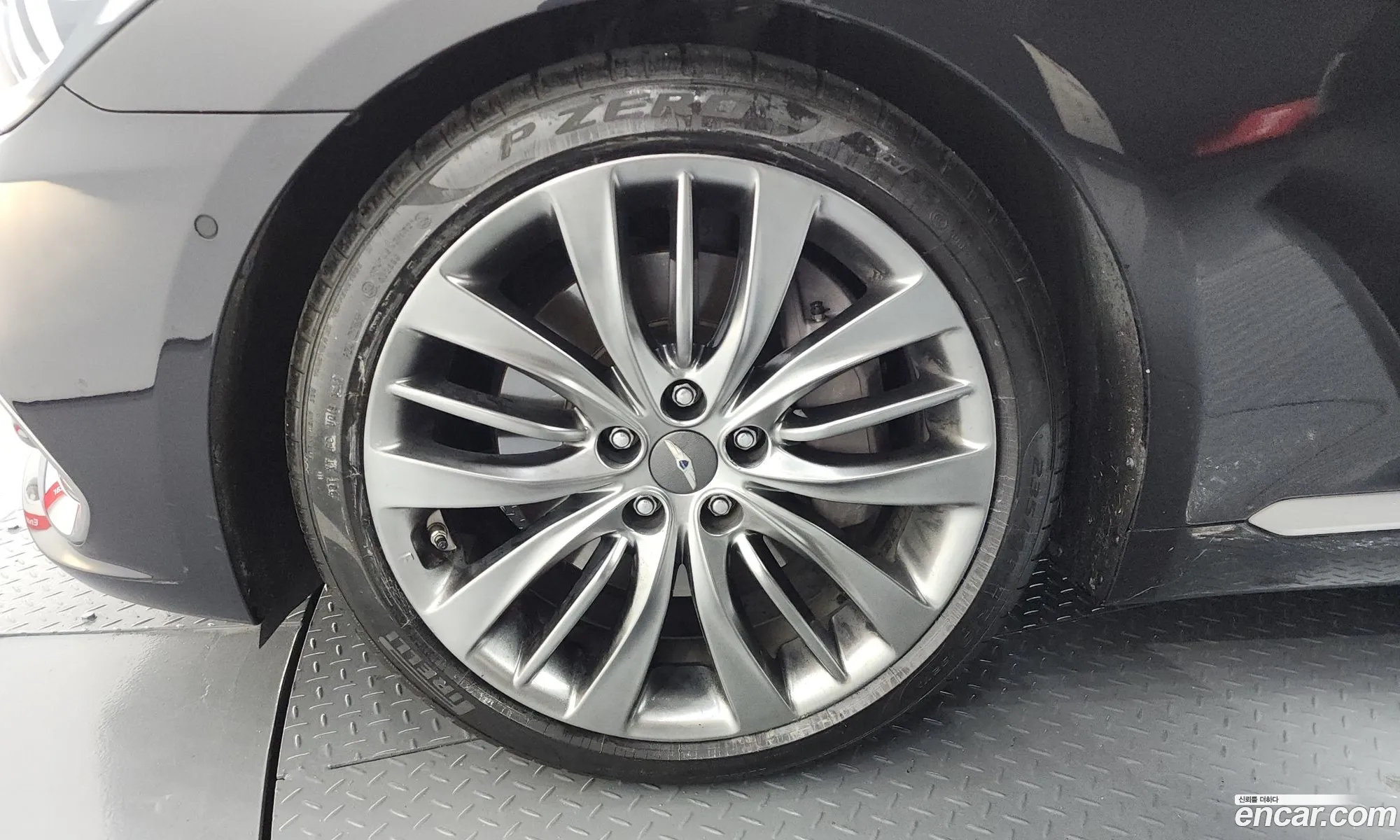 Hyundai Genesis DH 2015 — 3