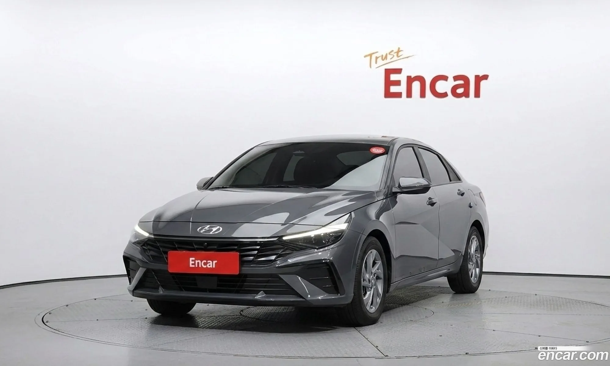 Hyundai Elantra 2024 — 16