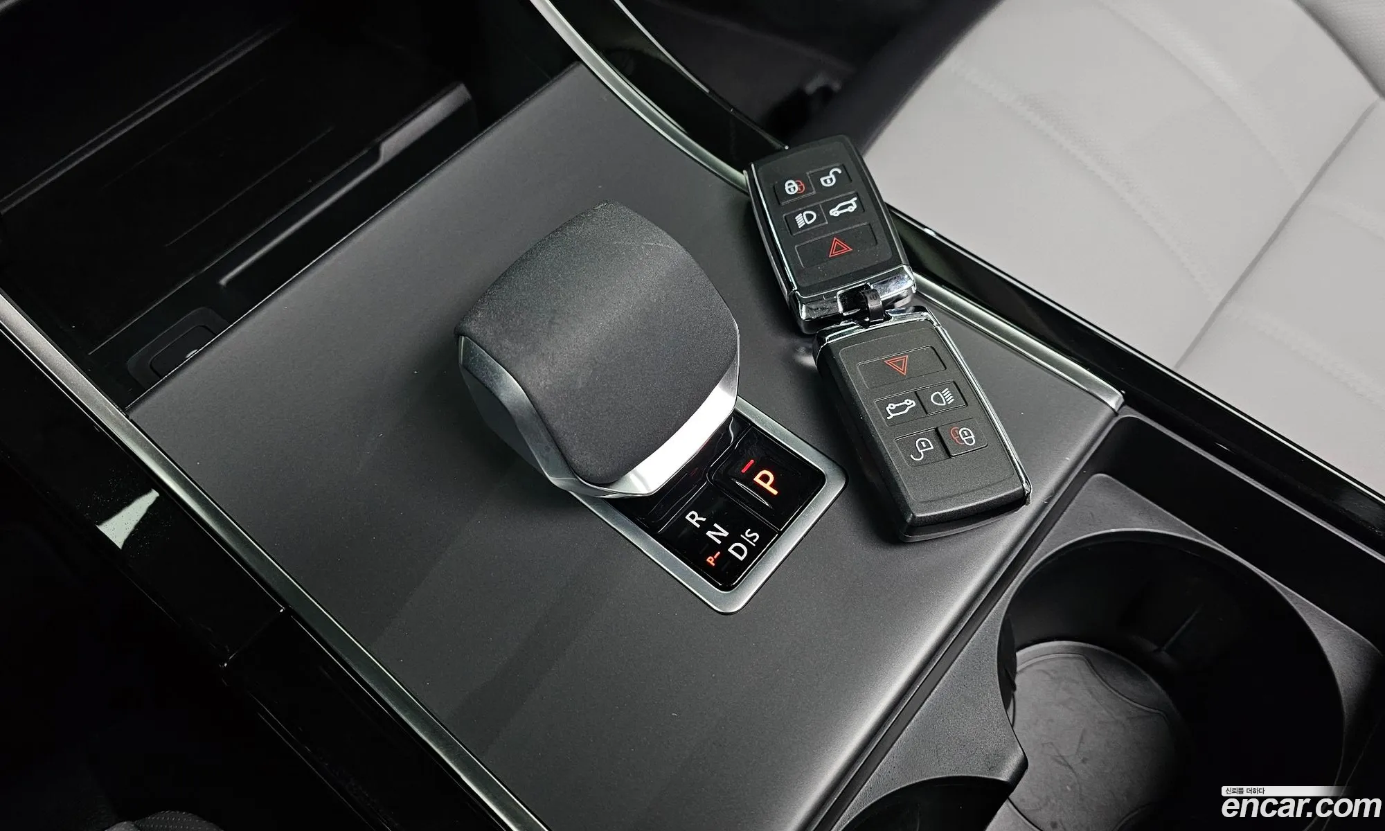 Land Rover Range Rover Evoque 2025 SALZA2BX7SH265585 — 7