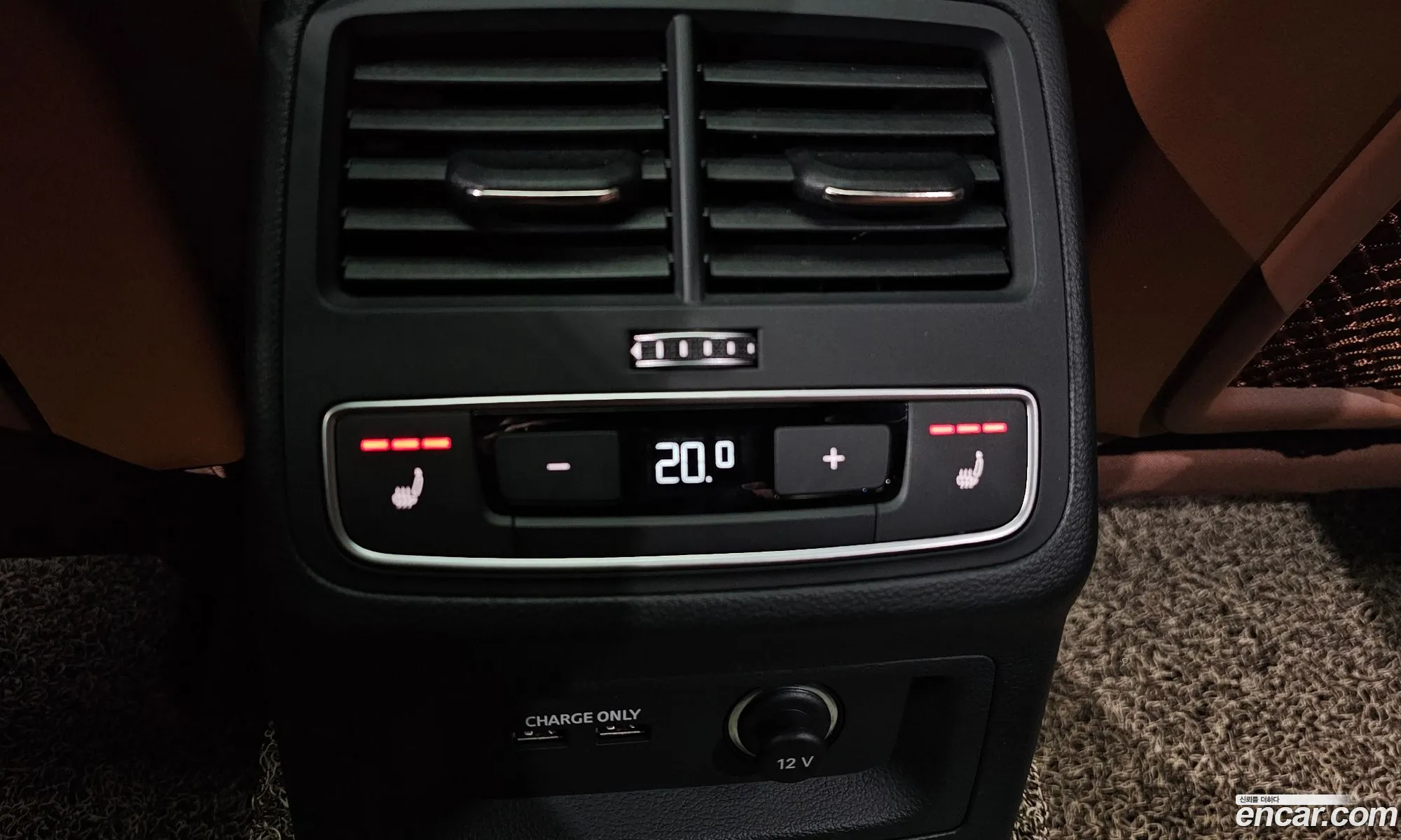 Audi A4 2022 WAUZZZF48NA042684 — 4