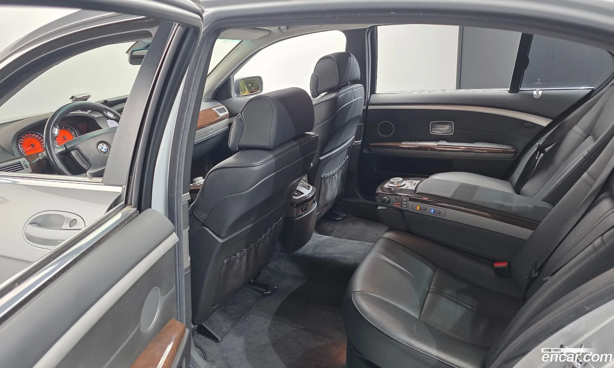 BMW 7 Series 2007 WBAHN61047DT52178 — 9