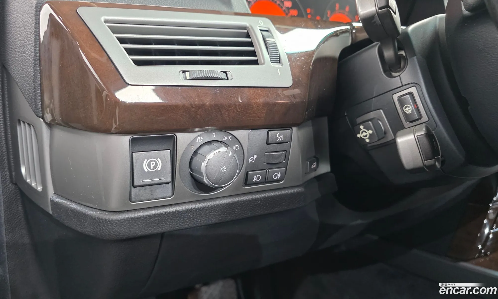 BMW 7 Series 2007 WBAHN61047DT52178 — 3
