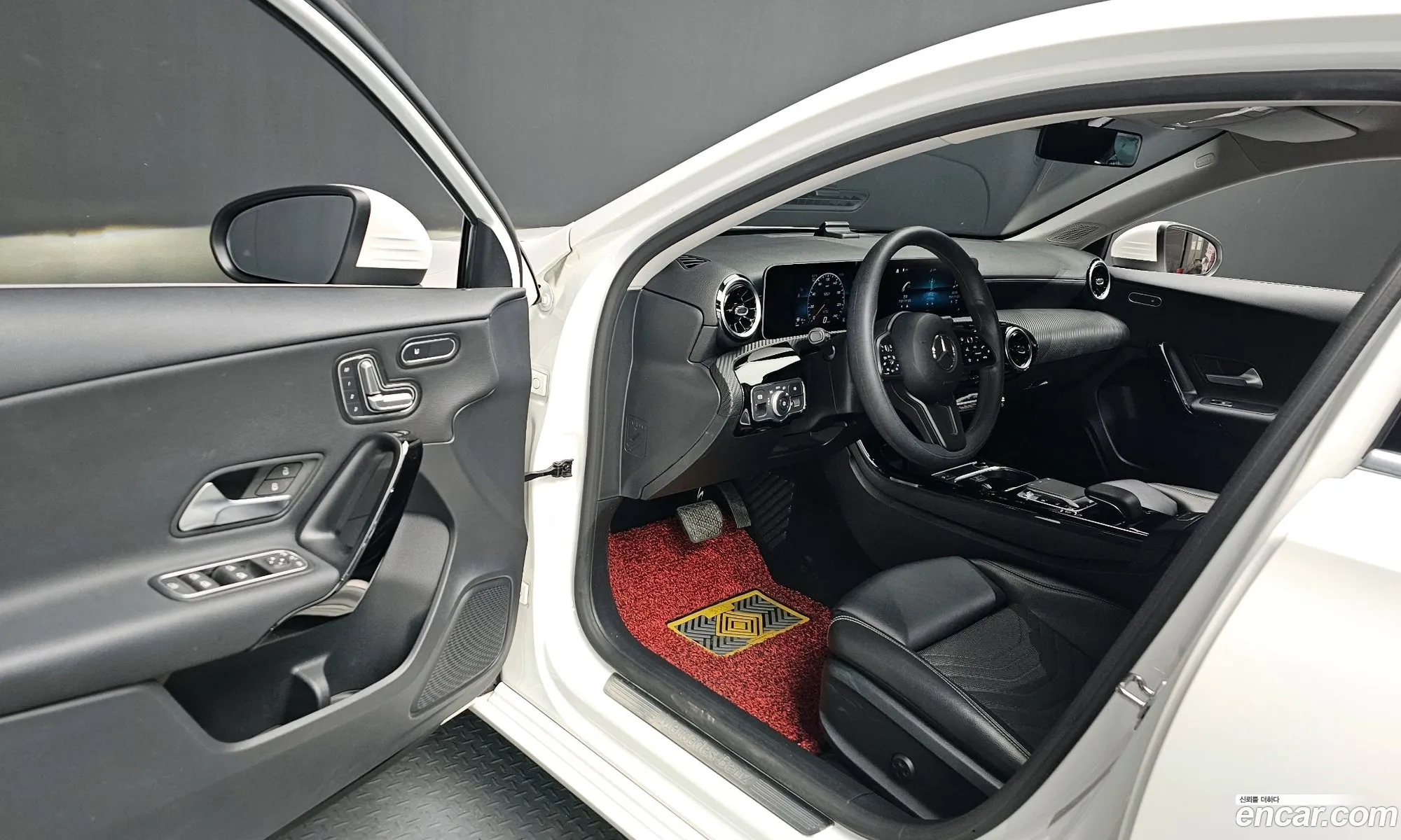 Mercedes-Benz A-Class W177 2019 — 10