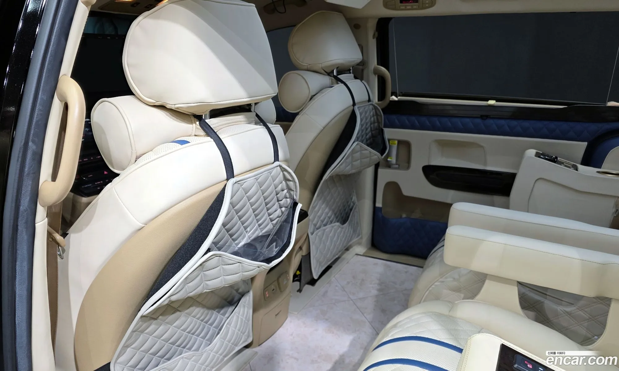 Kia Carnival 2019 KNAME811BLS617211 — 5