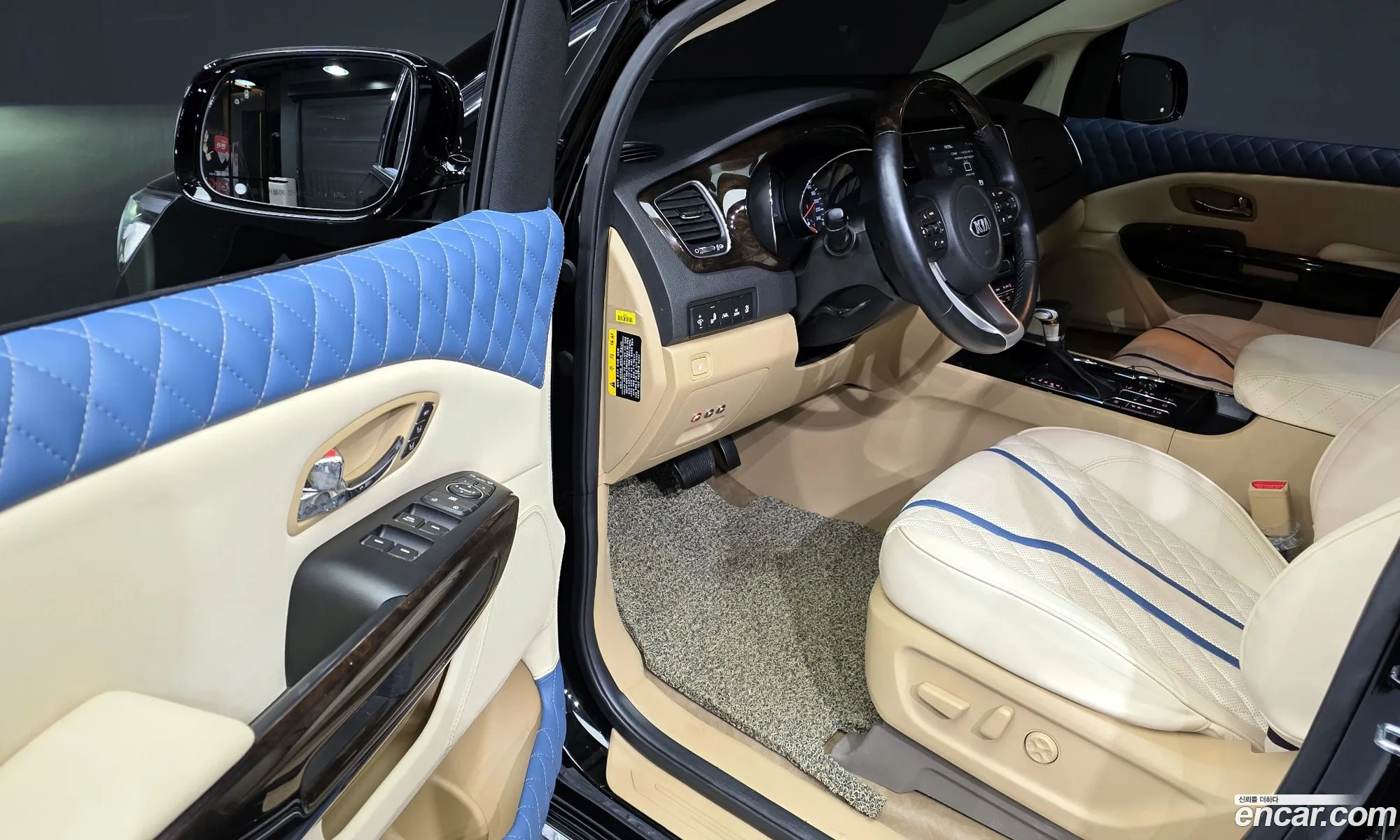 Kia Carnival 2019 KNAME811BLS617211 — 7