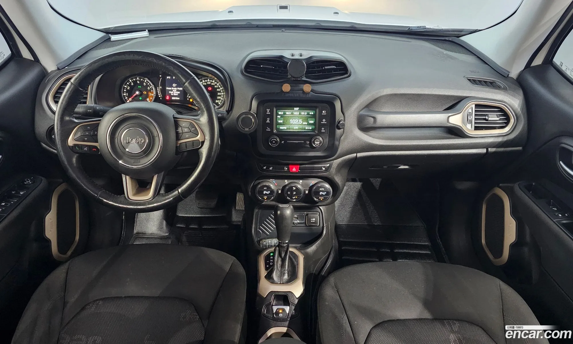 Jeep Renegade 2016 1C4BU0000GPD19174 — 18