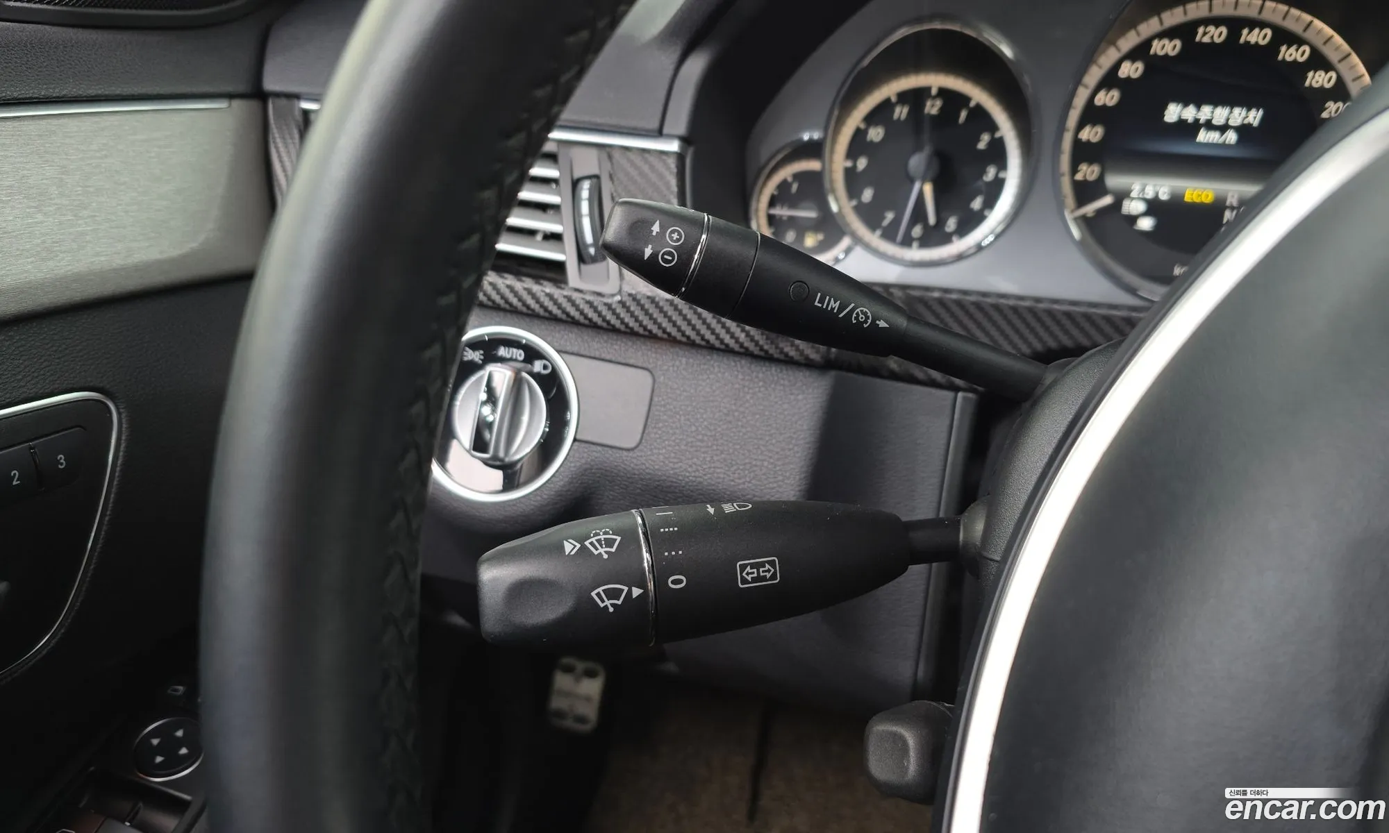 Mercedes-Benz E-Class W212 2013 WDDHF0CB3DA771766 — 4
