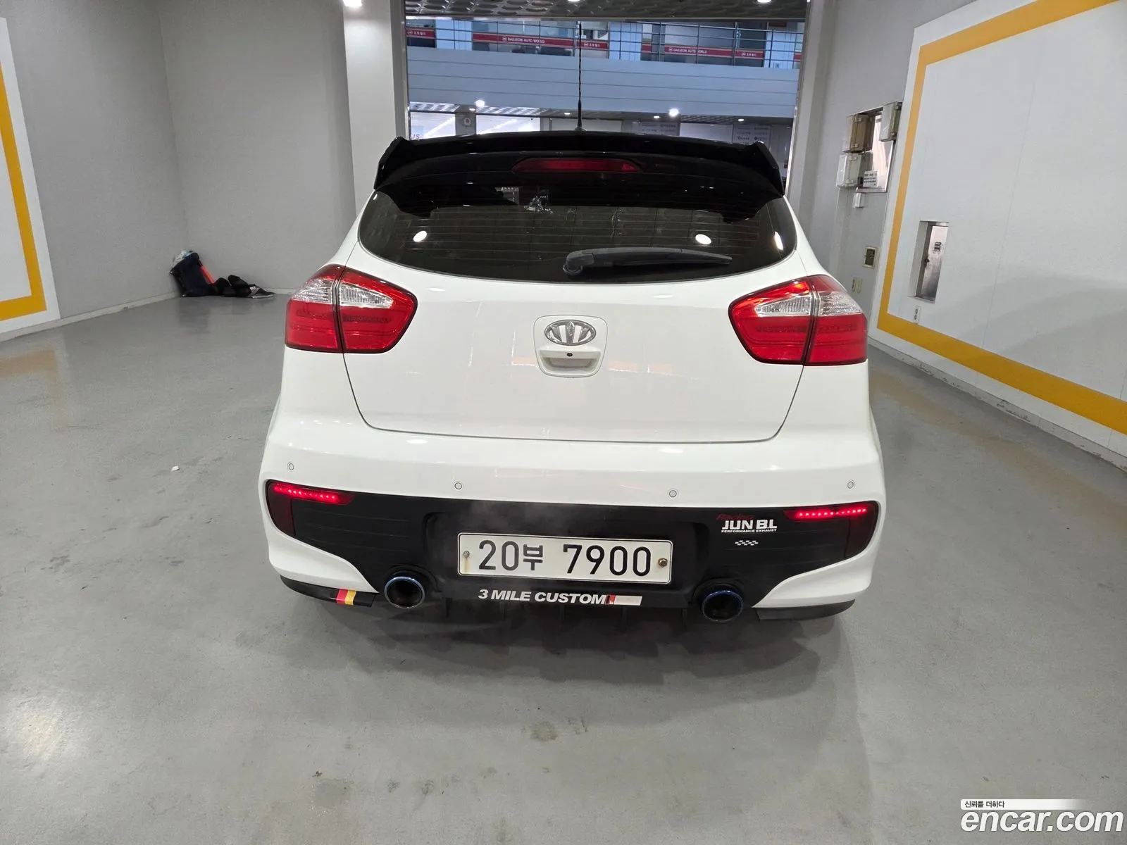 Kia Pride 2015 — 15