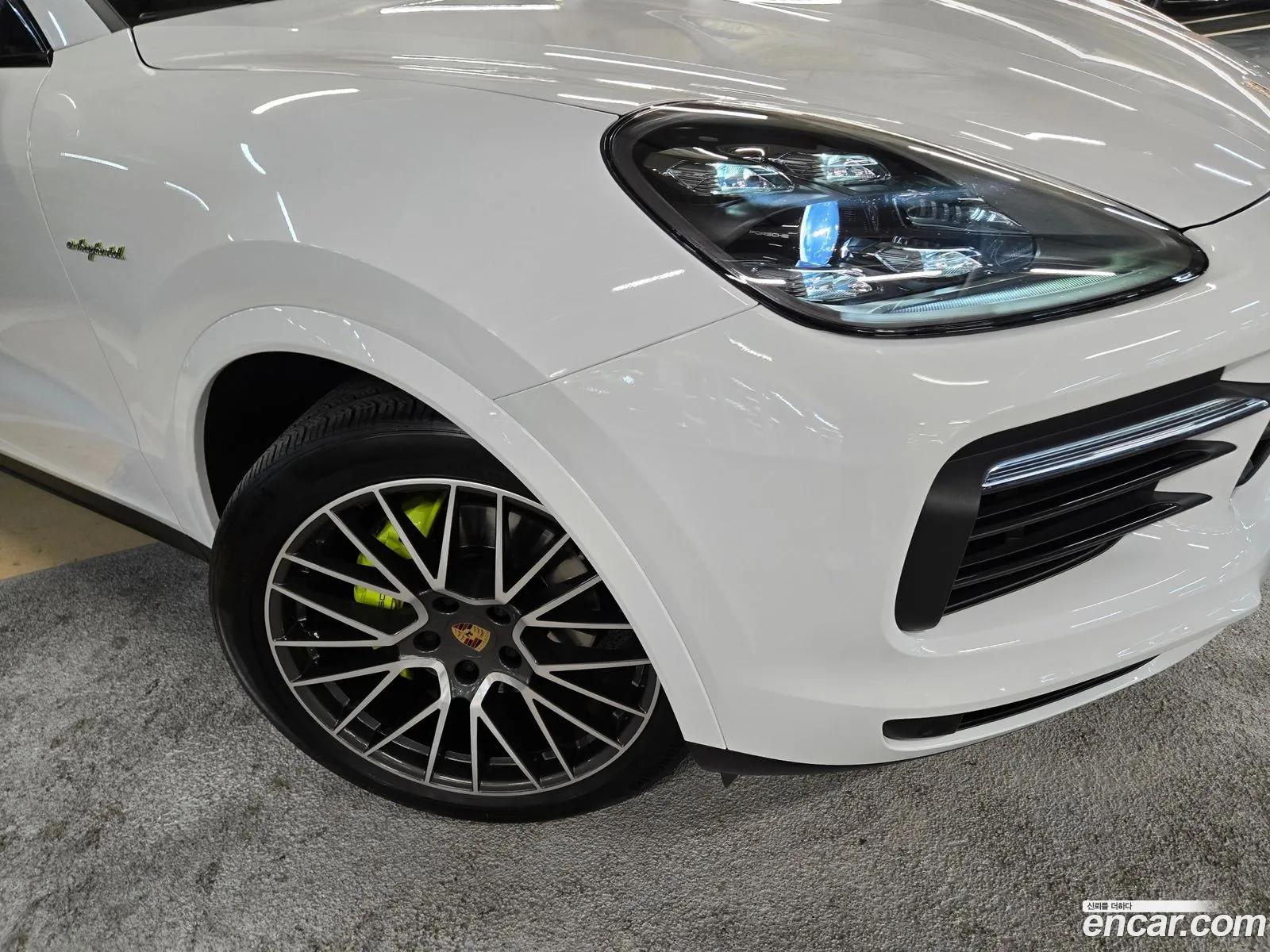 Porsche Cayenne 2022 — 20