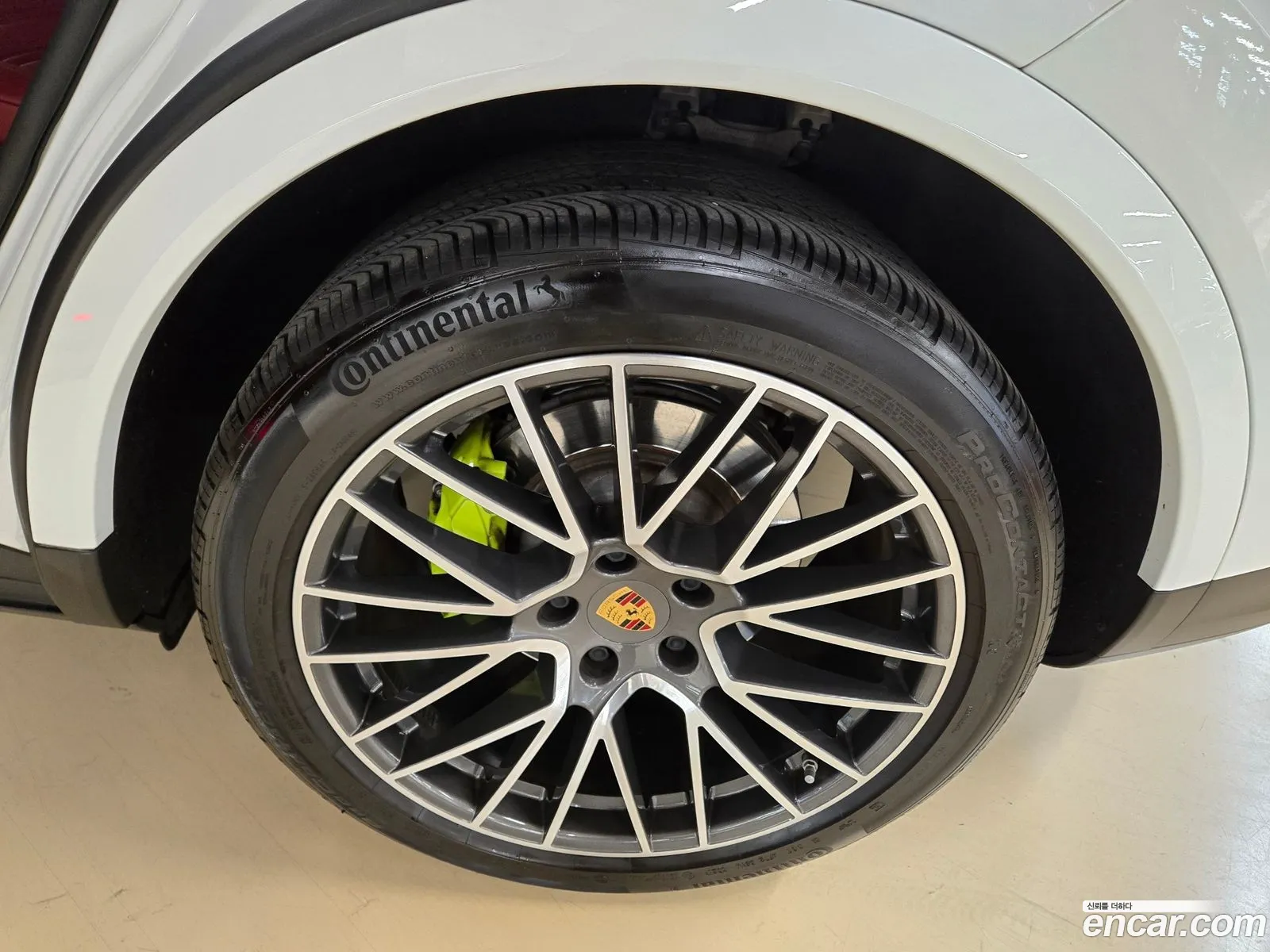 Porsche Cayenne 2022 — 3