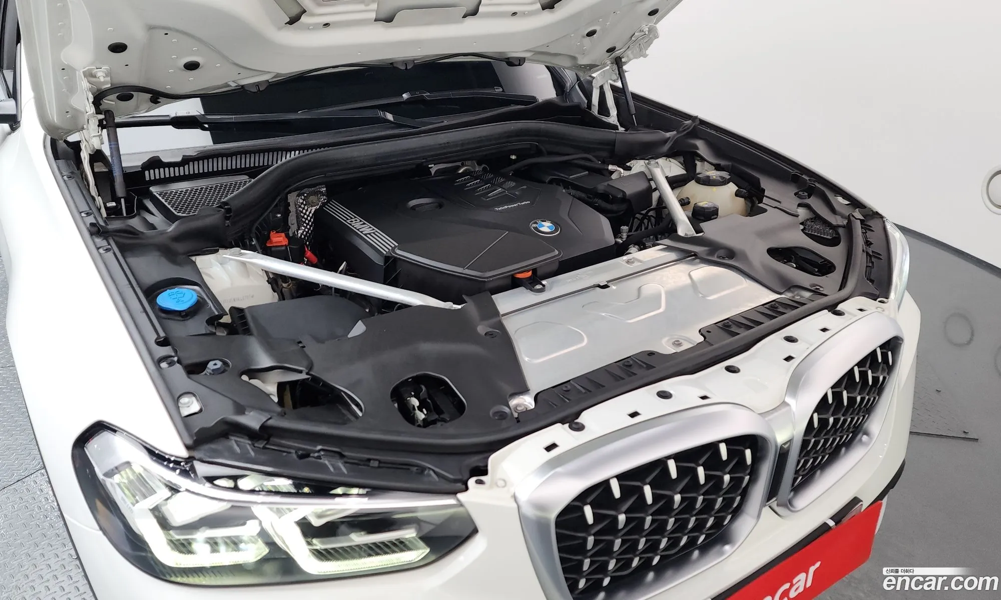 BMW X4 2022 — 16