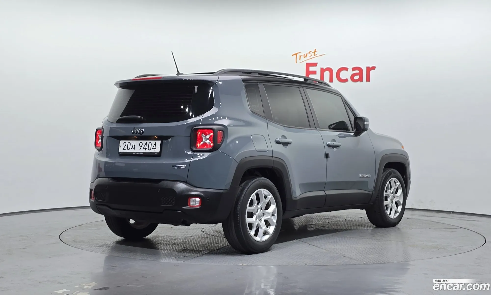Jeep Renegade 2017 1C4BU0000HPG39258 — 4