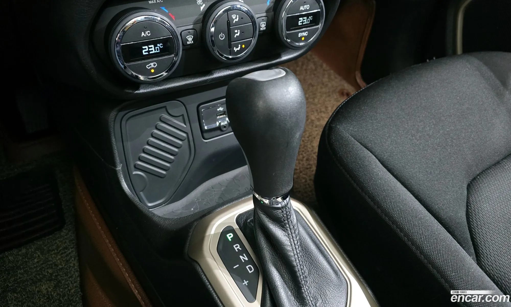 Jeep Renegade 2017 1C4BU0000HPG39258 — 17