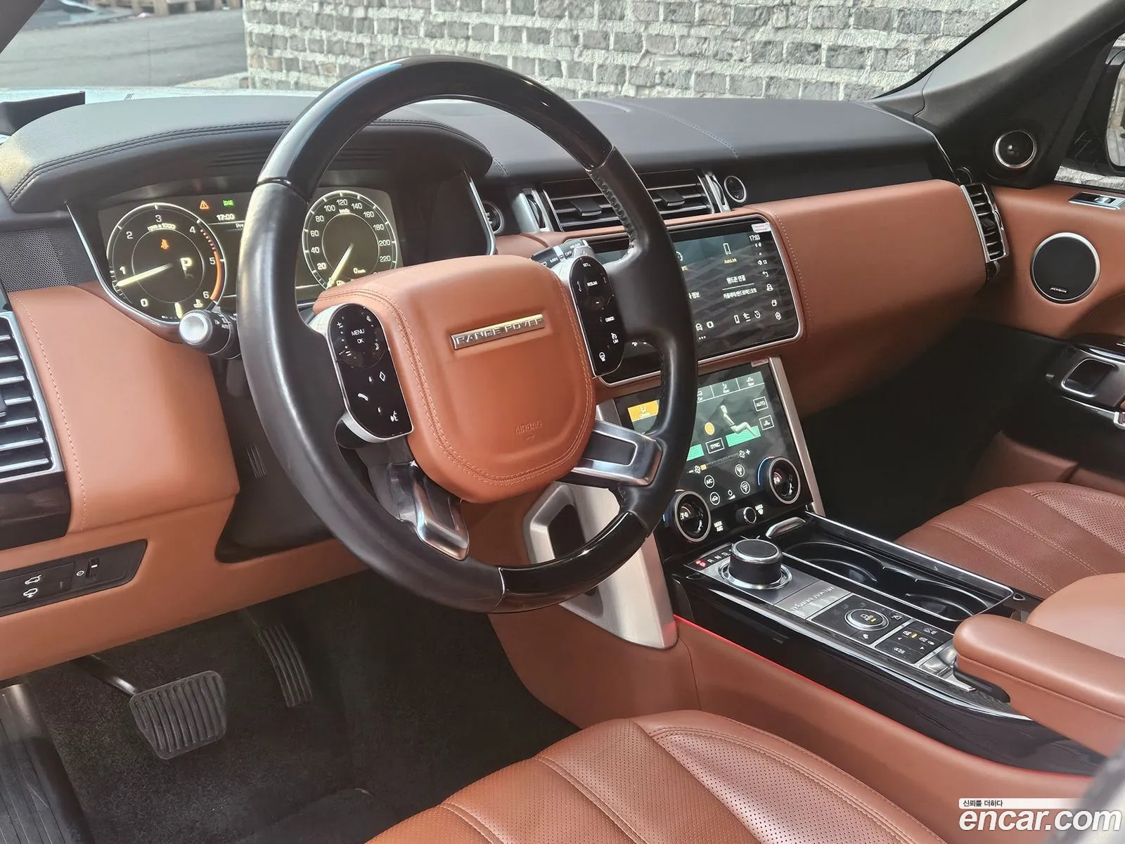 Land Rover Range Rover 2015 — 17
