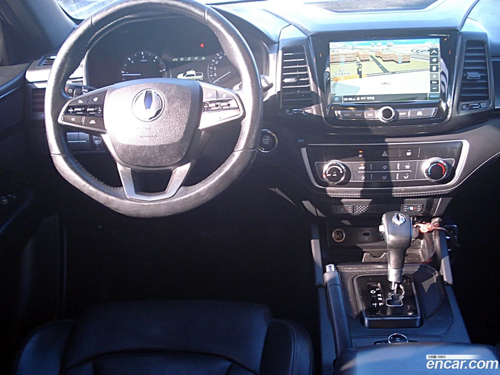 KG Mobility (SsangYong) Rexton Sports Khan 2019 — 16