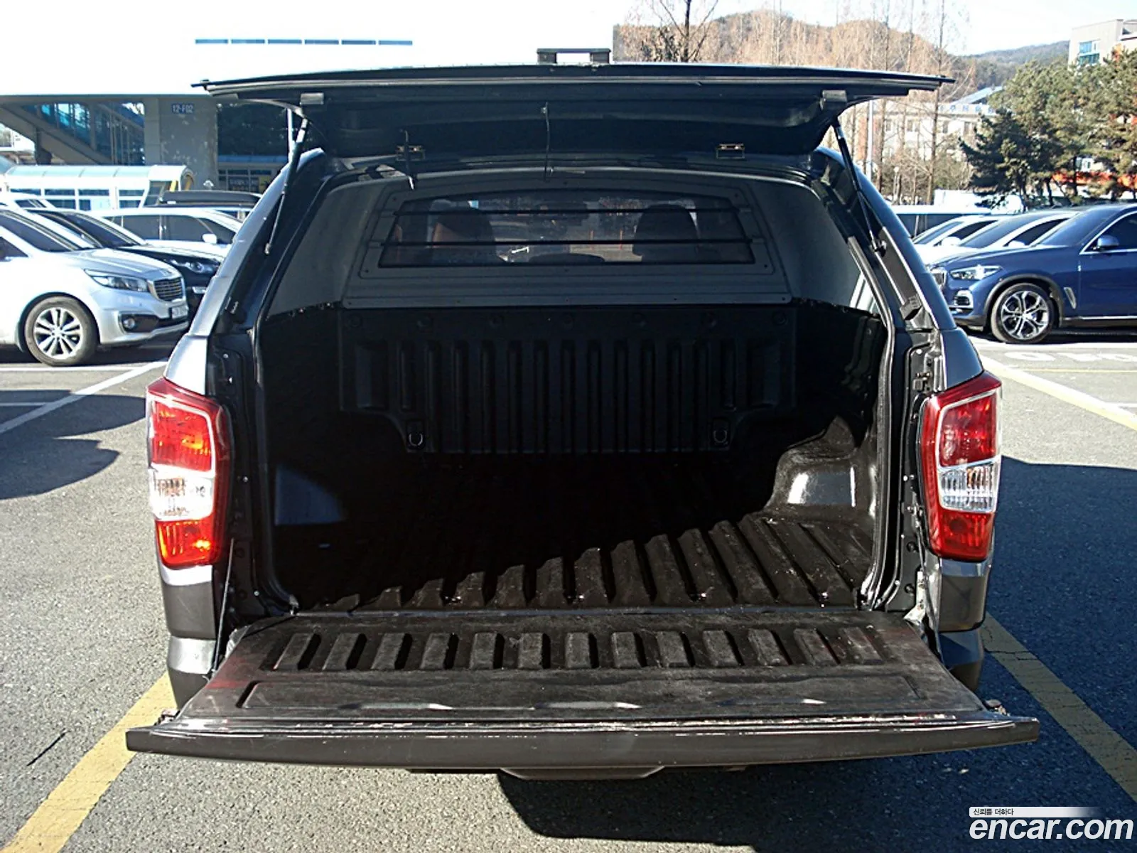 KG Mobility (SsangYong) Rexton Sports Khan 2019 — 12