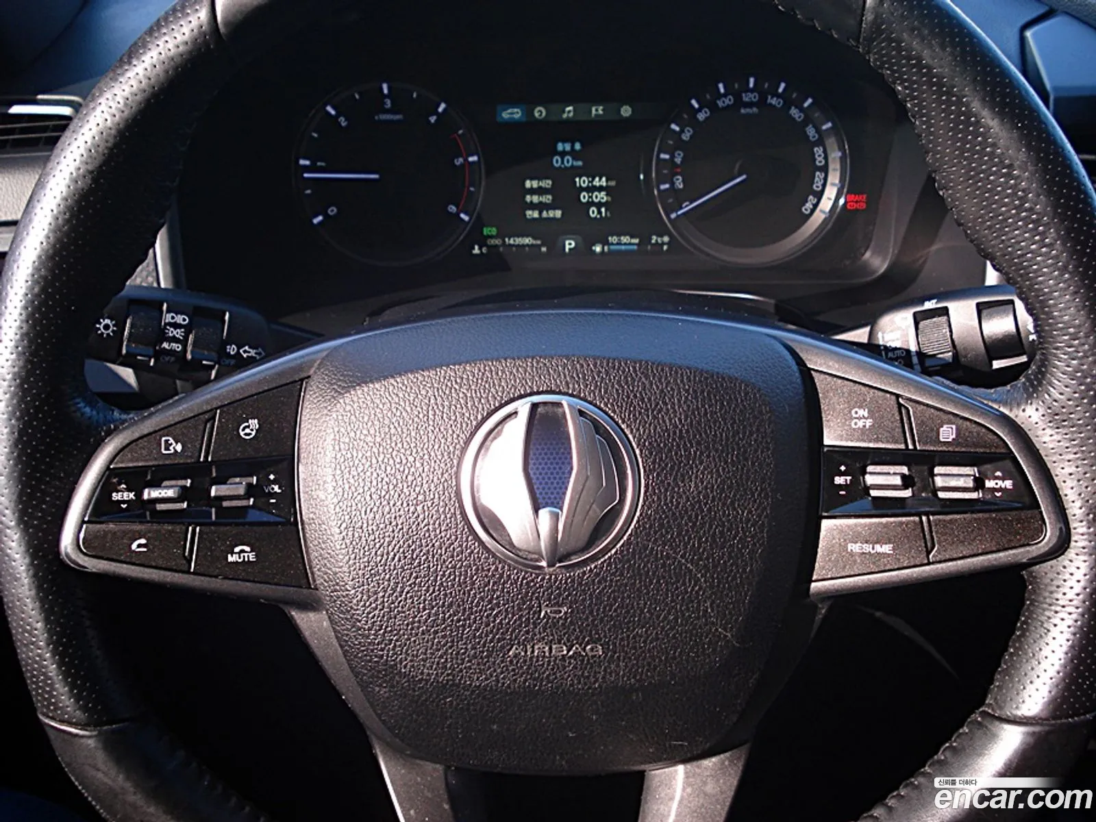 KG Mobility (SsangYong) Rexton Sports Khan 2019 — 11