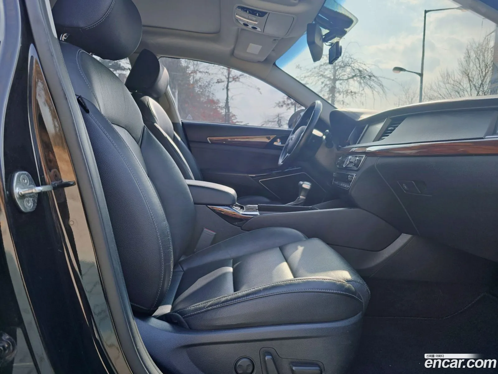 Kia K7 2017 — 14