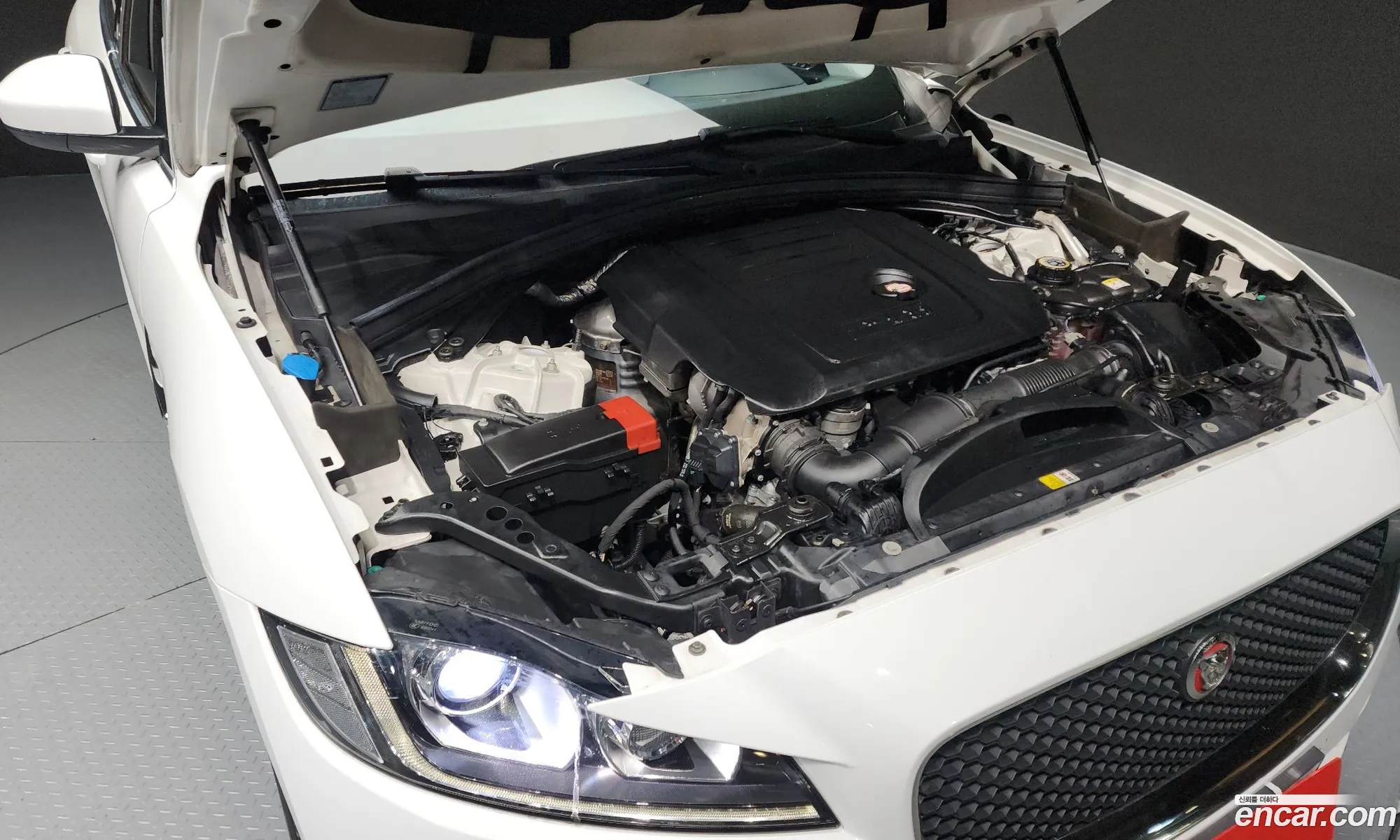 Jaguar F-Pace 2017 SADCA2BN5JA278097 — 7