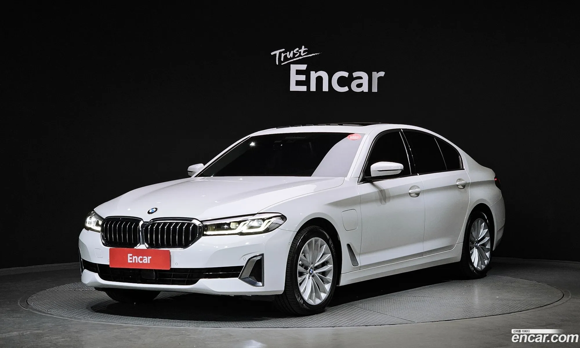 BMW 5 Series 2021 — 18