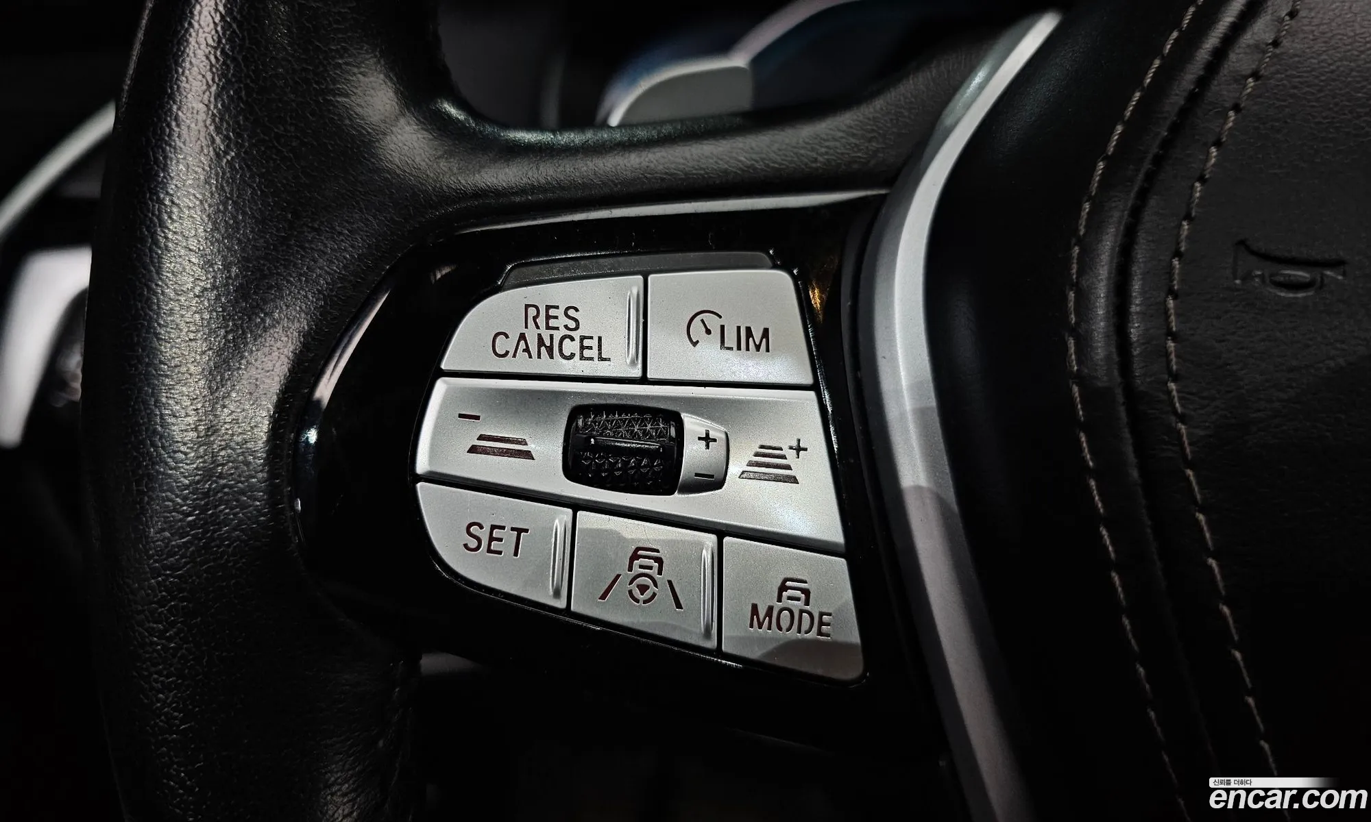 BMW 5 Series 2021 — 12