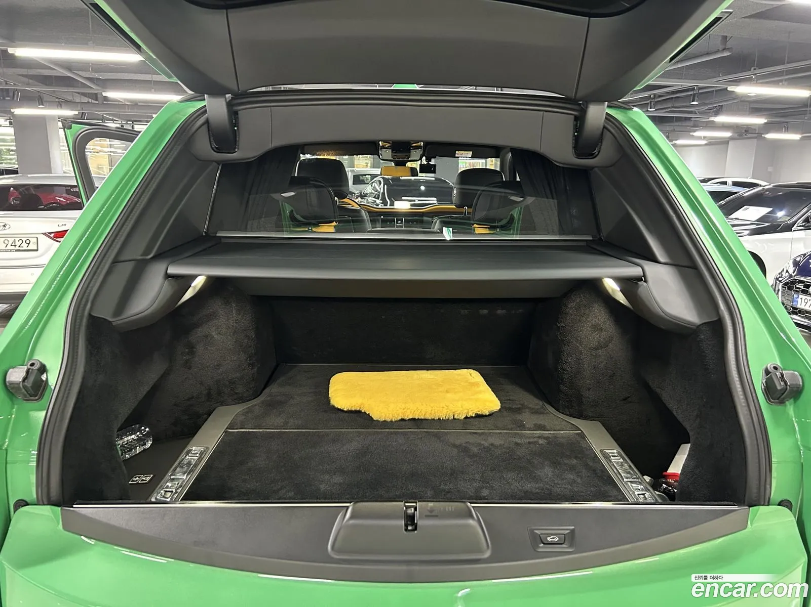 Rolls-Royce Cullinan 2023 — 3