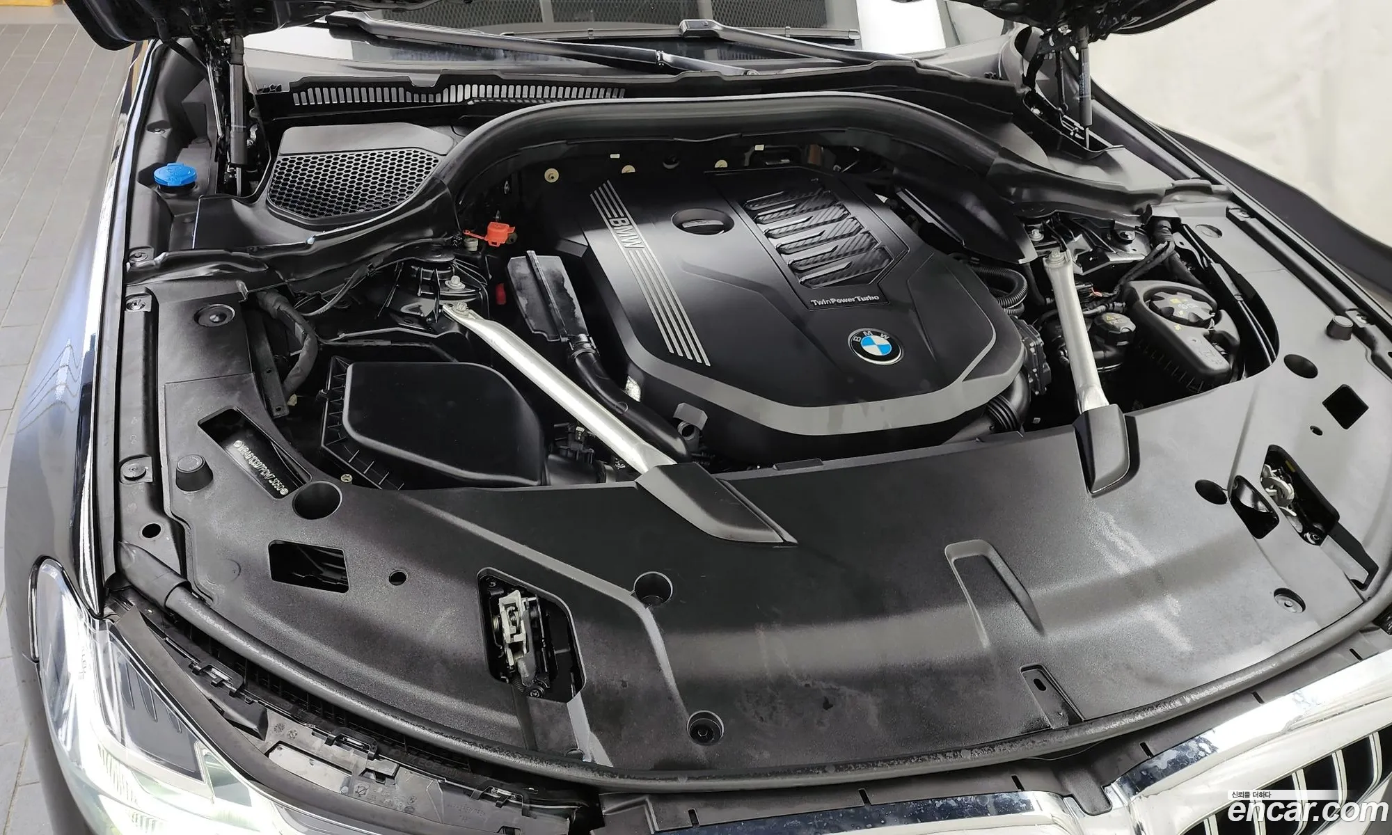 BMW 6 Series GT 2023 — 17