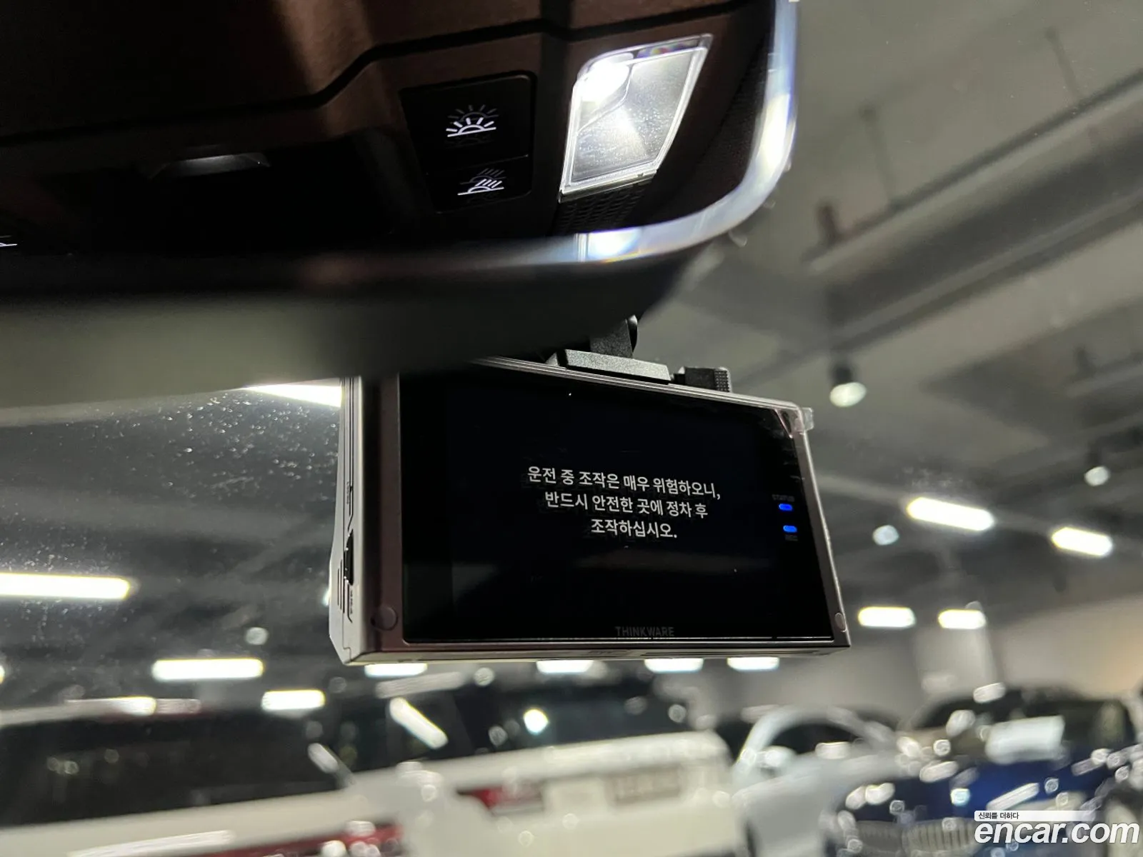 Porsche Taycan 2023 — 2