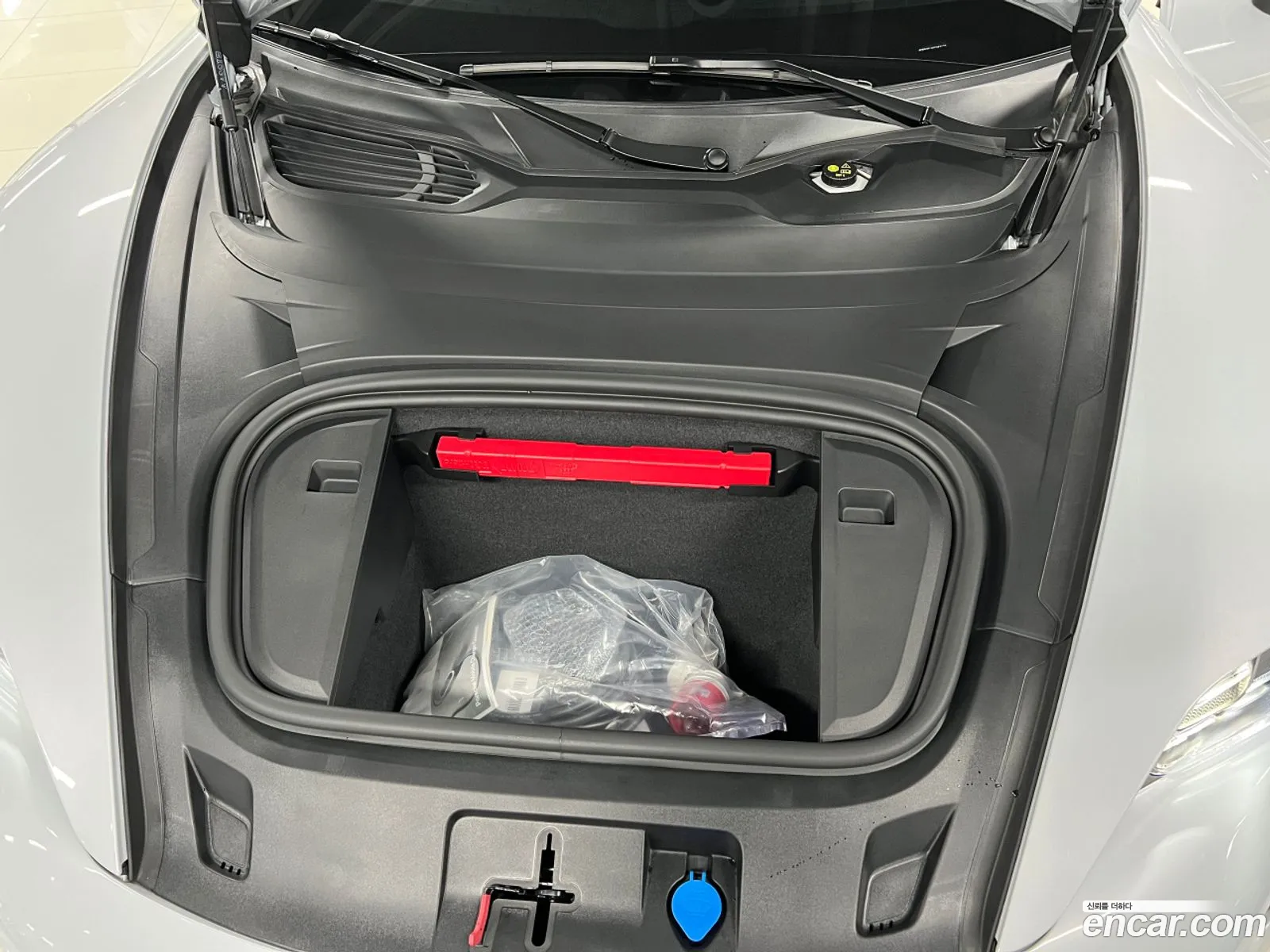 Porsche Taycan 2023 — 4